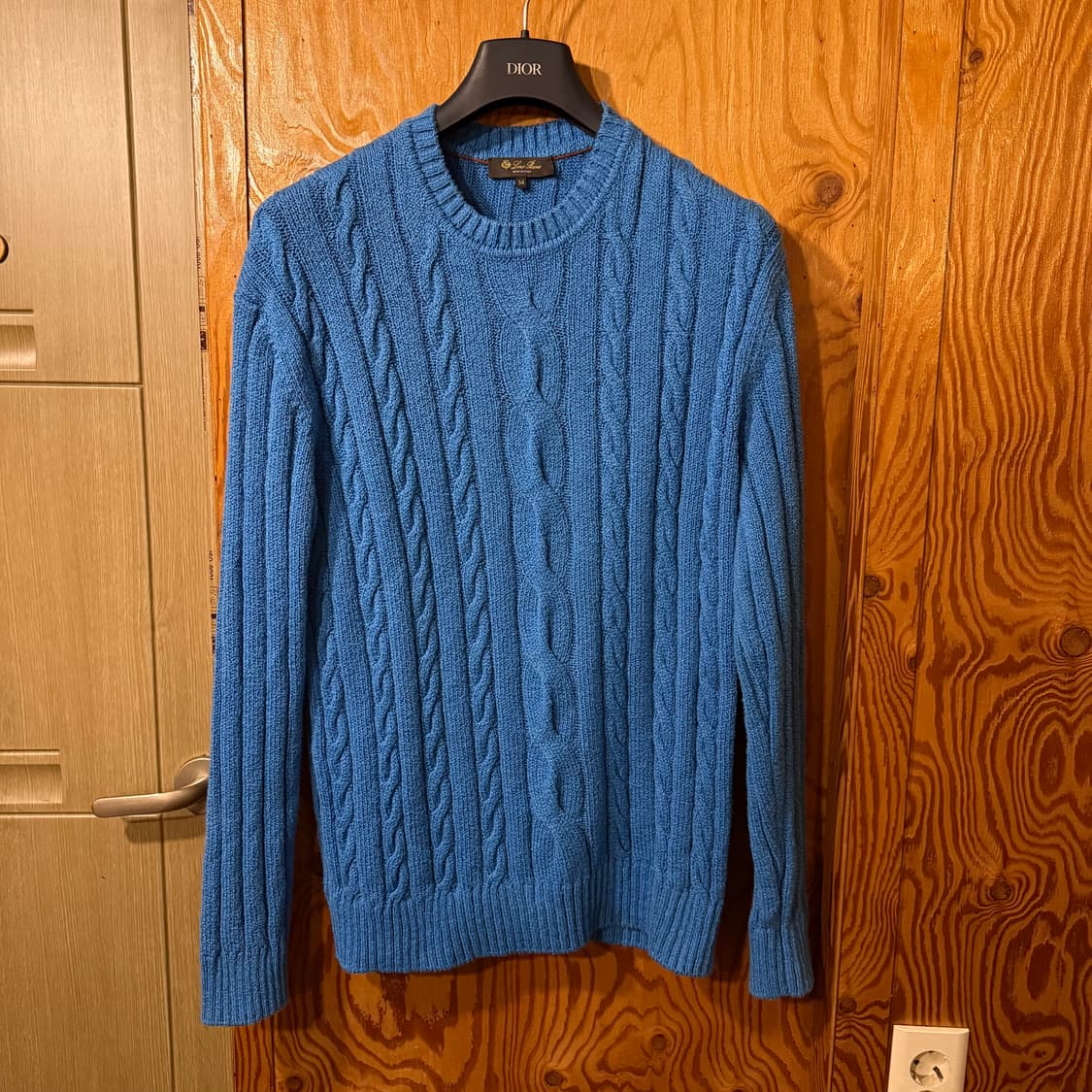 로로피아나 케이블 니트 스웨터 판매 합니다. 상품이미지1