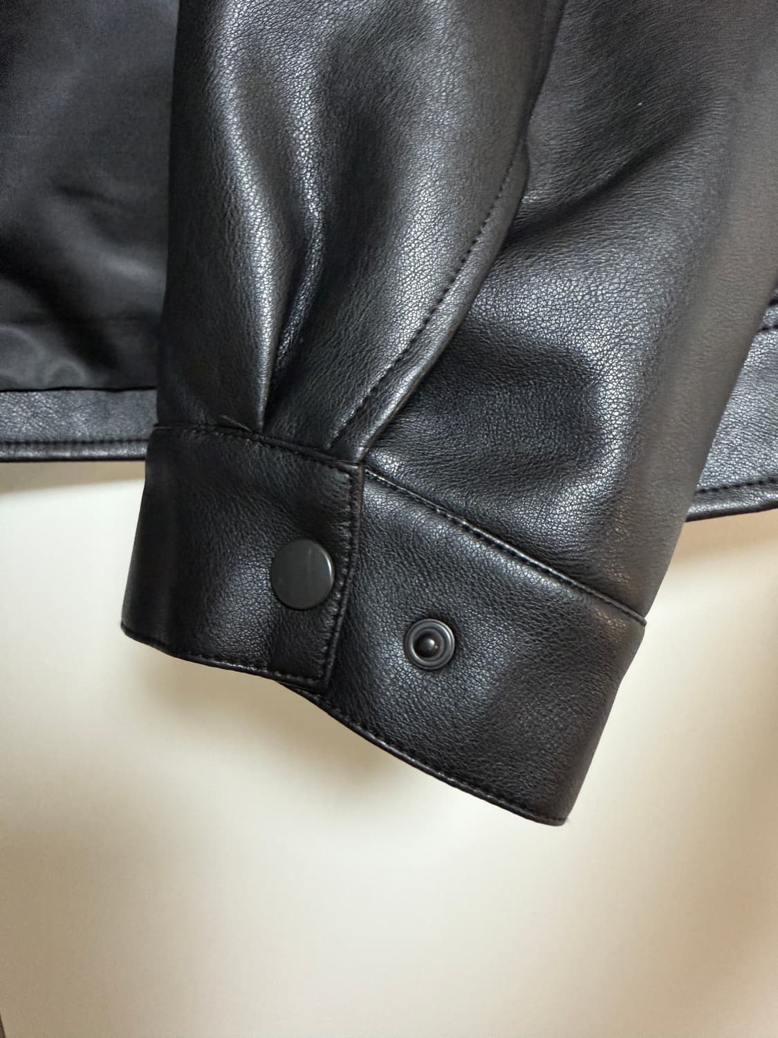 라퍼지스토어 버핑 레더 오버핏 블루종 자켓 블랙 상품이미지4