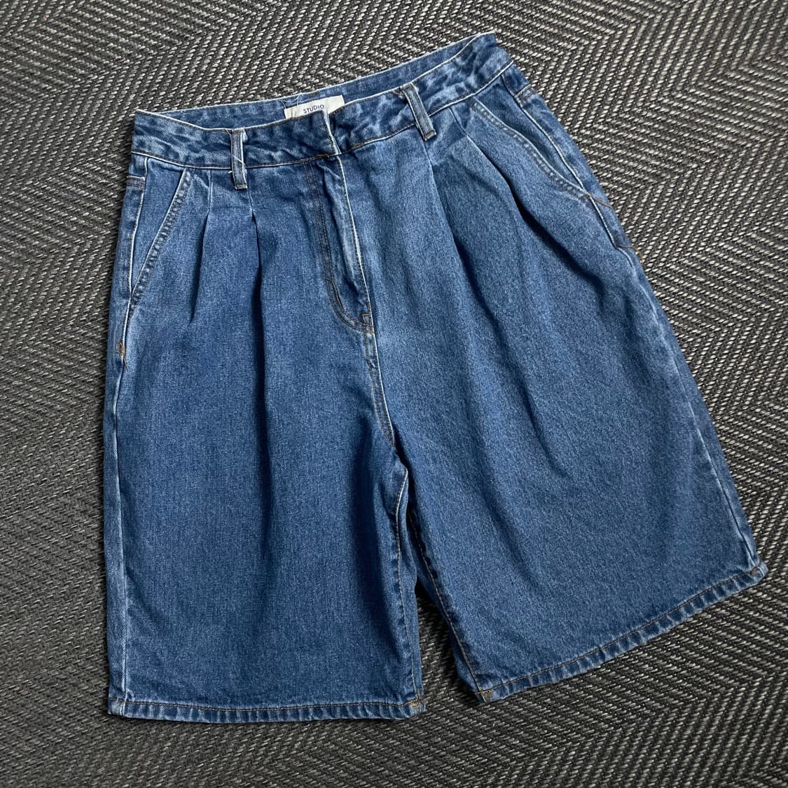 스튜디오 톰보이 데님 하프 버뮤다 팬츠 y 4762 상품이미지1
