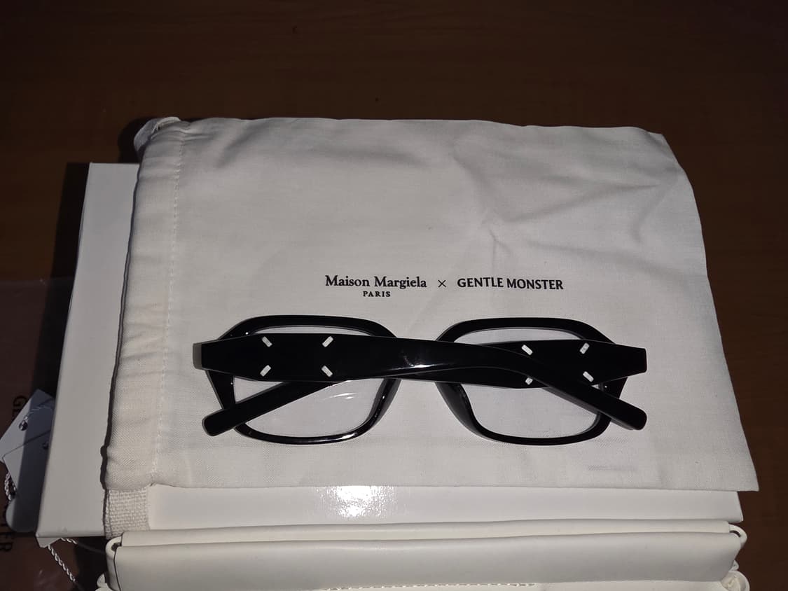 젠틀 몬스터 x 메종 마르지엘라 MM212 블랙 클리어 상품이미지4