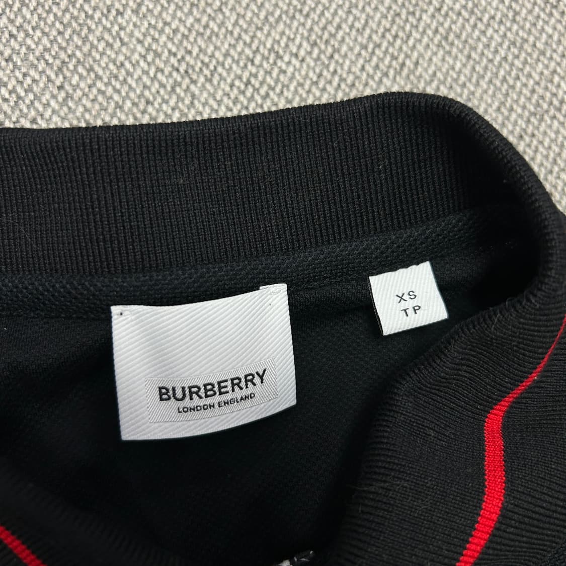 버버리 신형 어플리케 반팔 카라티(XS) 상품이미지2