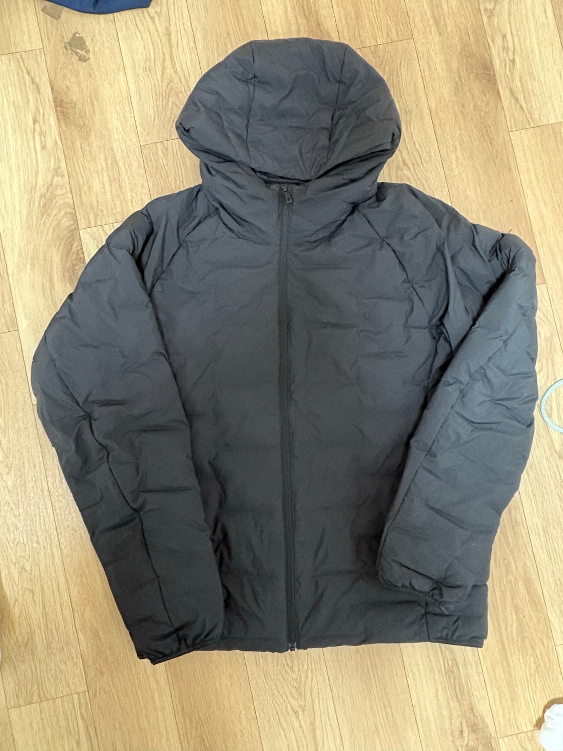 유니클로 퍼프테크 파카 L 블랙 상품이미지1