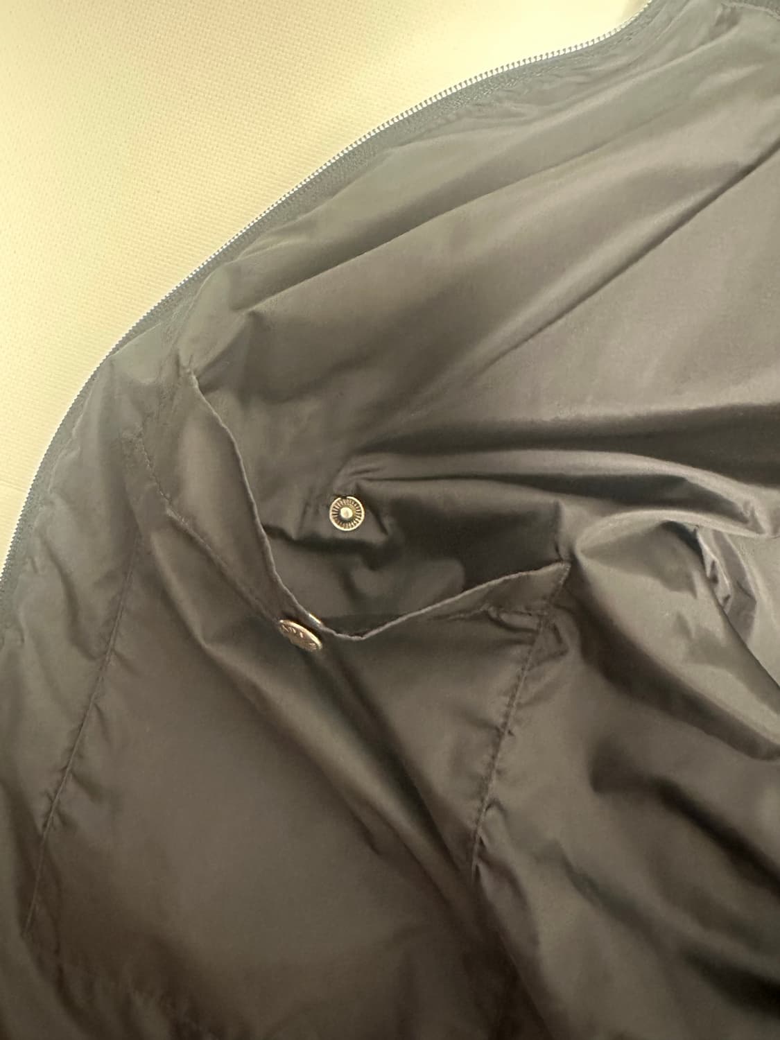 Prada highneck bomber 상품이미지6