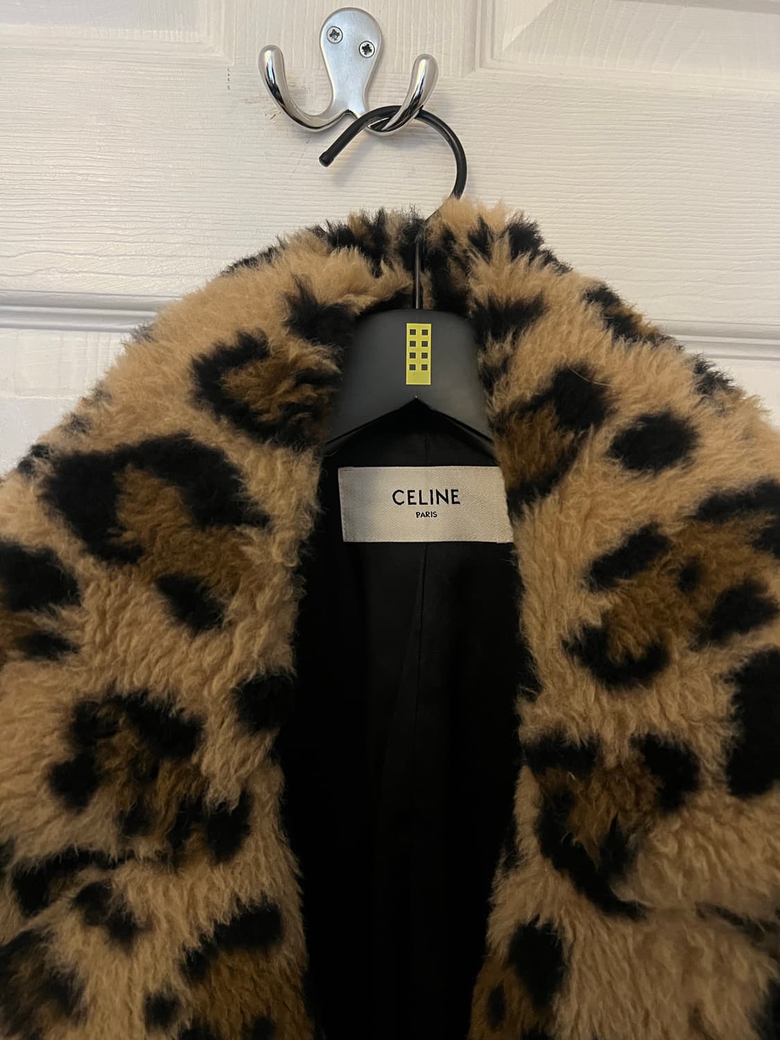 [뷔 착용] 에디슬리먼 셀린느 AW22 알파카 레오파드 코트  상품이미지3