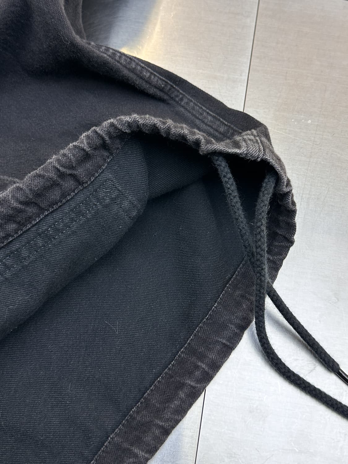 Willy Chavarria X Wism 풀오버 브이넥 코튼 탑 상품이미지4