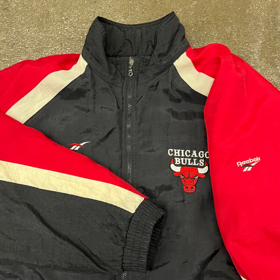 90s Reebok 시카고불스 리버시블 패딩 (110) 상품이미지3