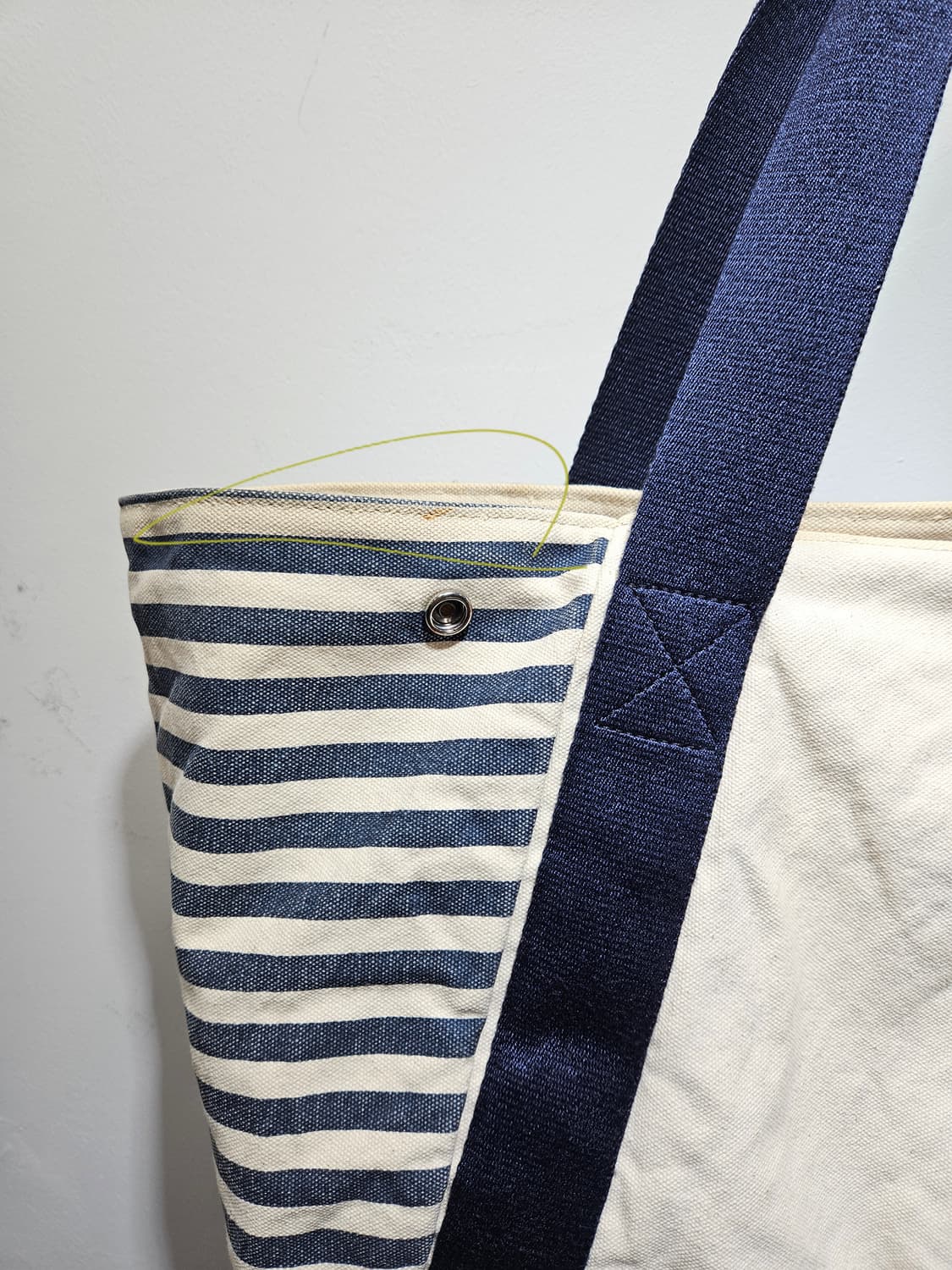 노티카 캔버스 숄더 스트라이프 토드백 상품이미지9