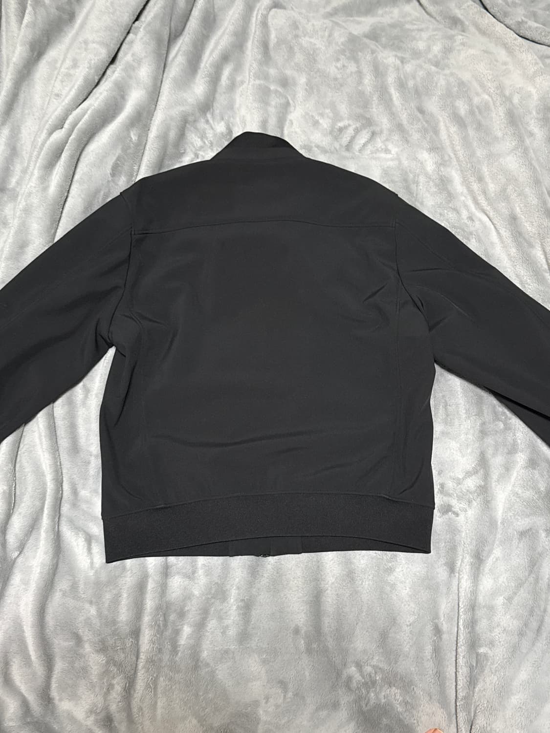 CP컴퍼니 렌즈 와펜 쉘 자켓 블랙 52(XL) 상품이미지2