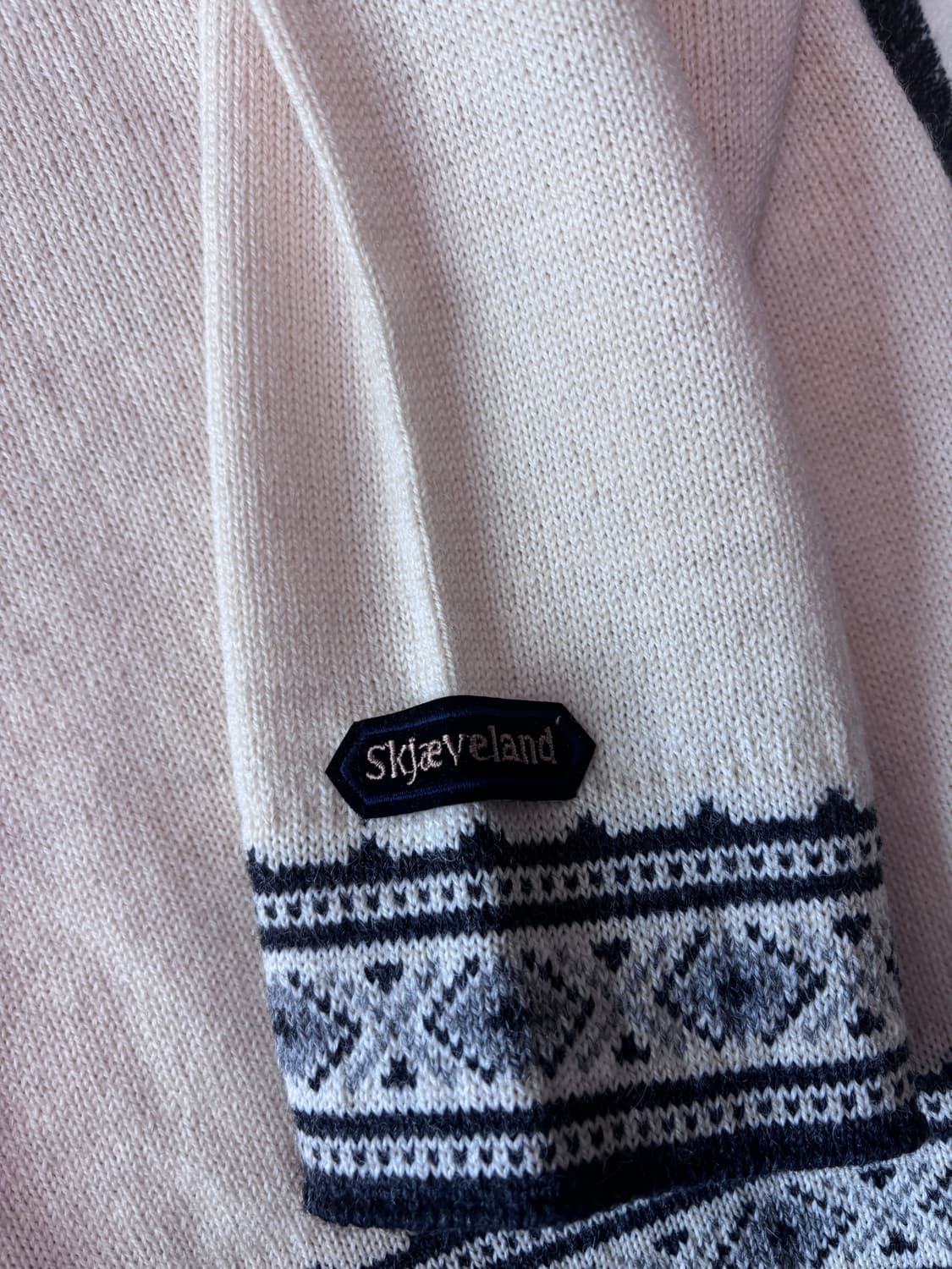 빈티지니트_ Skjaeveland(스예벨란드)메이드인 노르웨이 집업가디건 상품이미지4