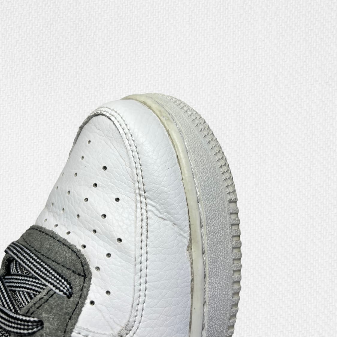 265 나이키 에어포스1 LV8 4 화이트 그레이 상품이미지4