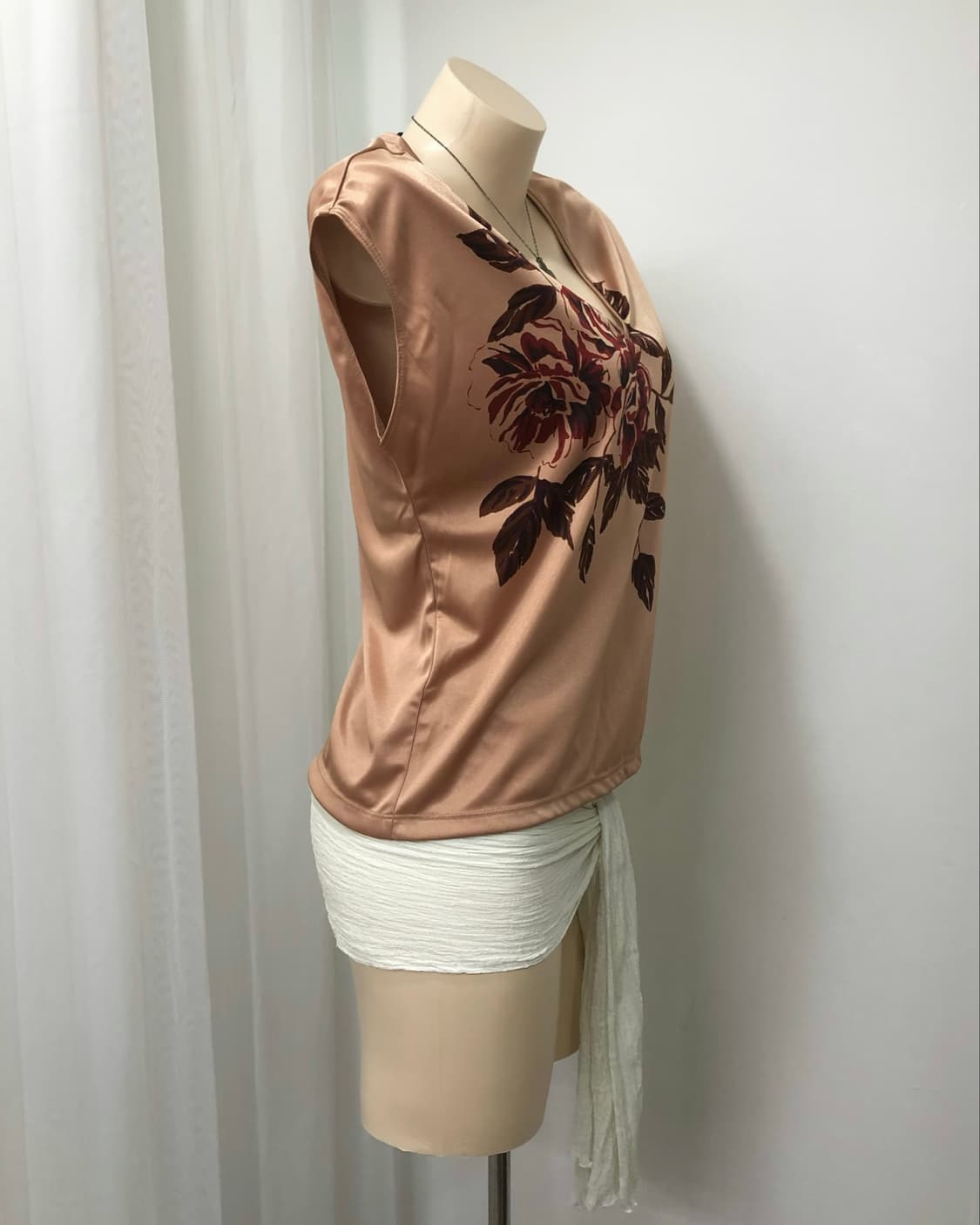 oriental rose print satin v neck top 상품이미지4
