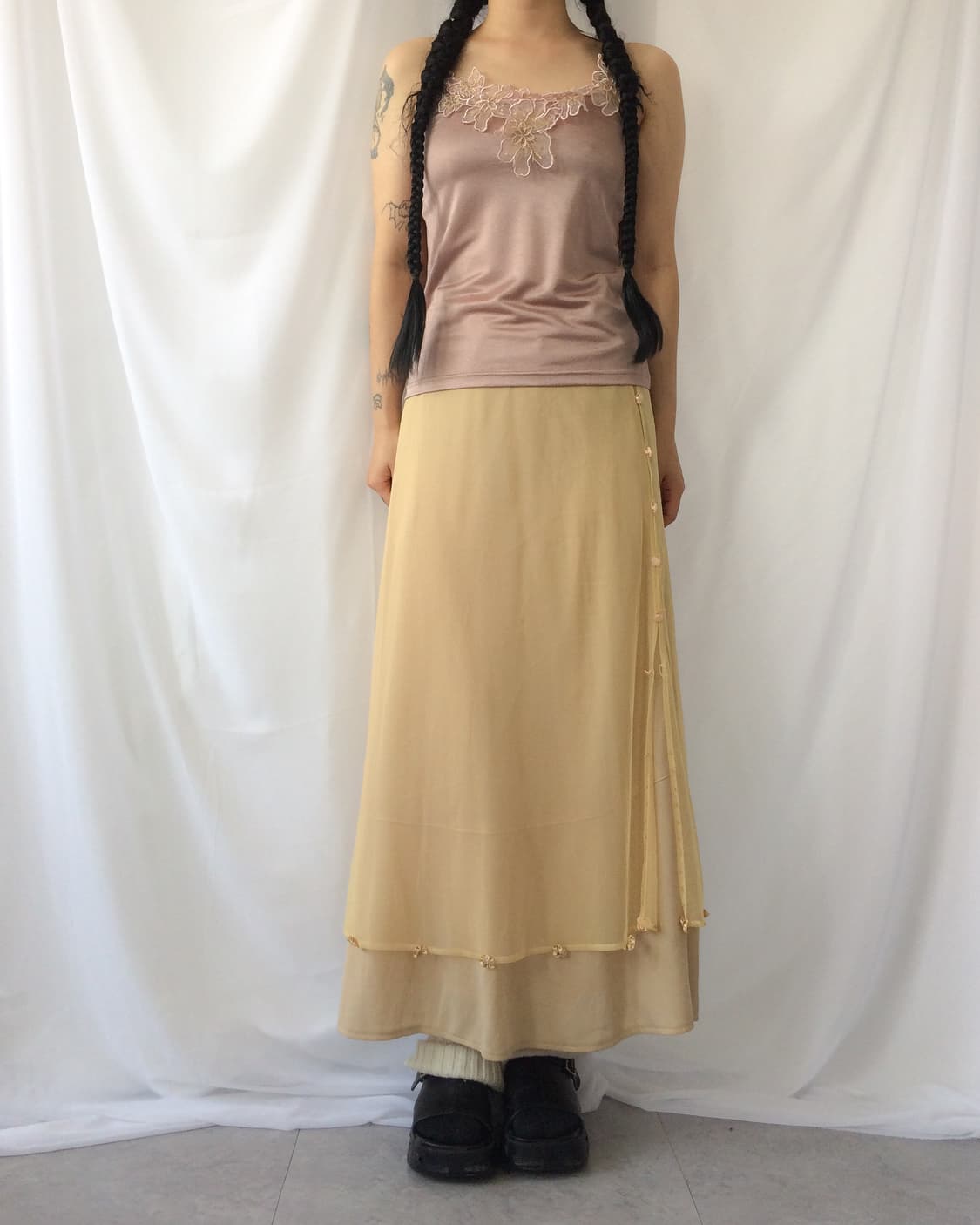 Flower patch point sleeveless 상품이미지1