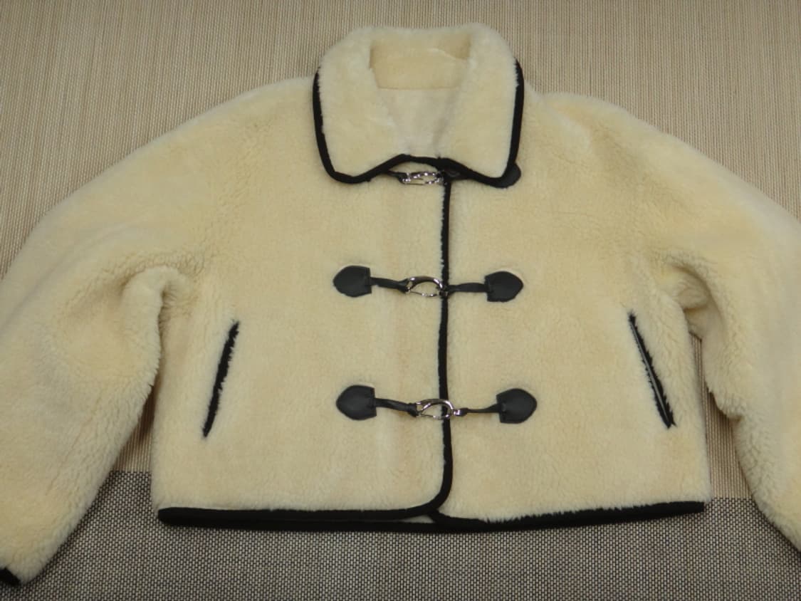 (FREE) 누아르나인 부클 양털 베베 시어링 자켓 상품이미지3