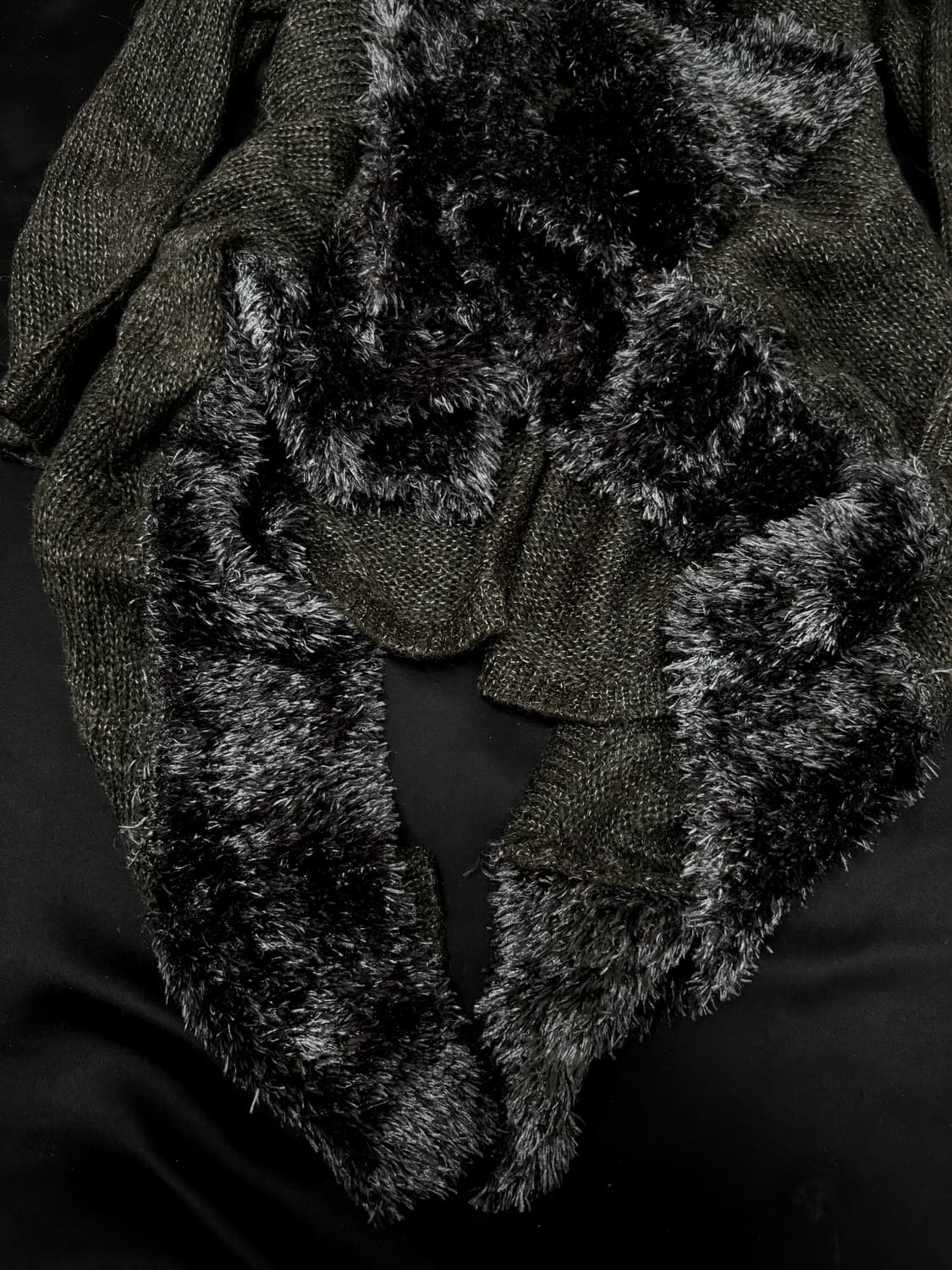 [V-KEI] Fur Detail Unbalanced Cardigan 상품이미지7