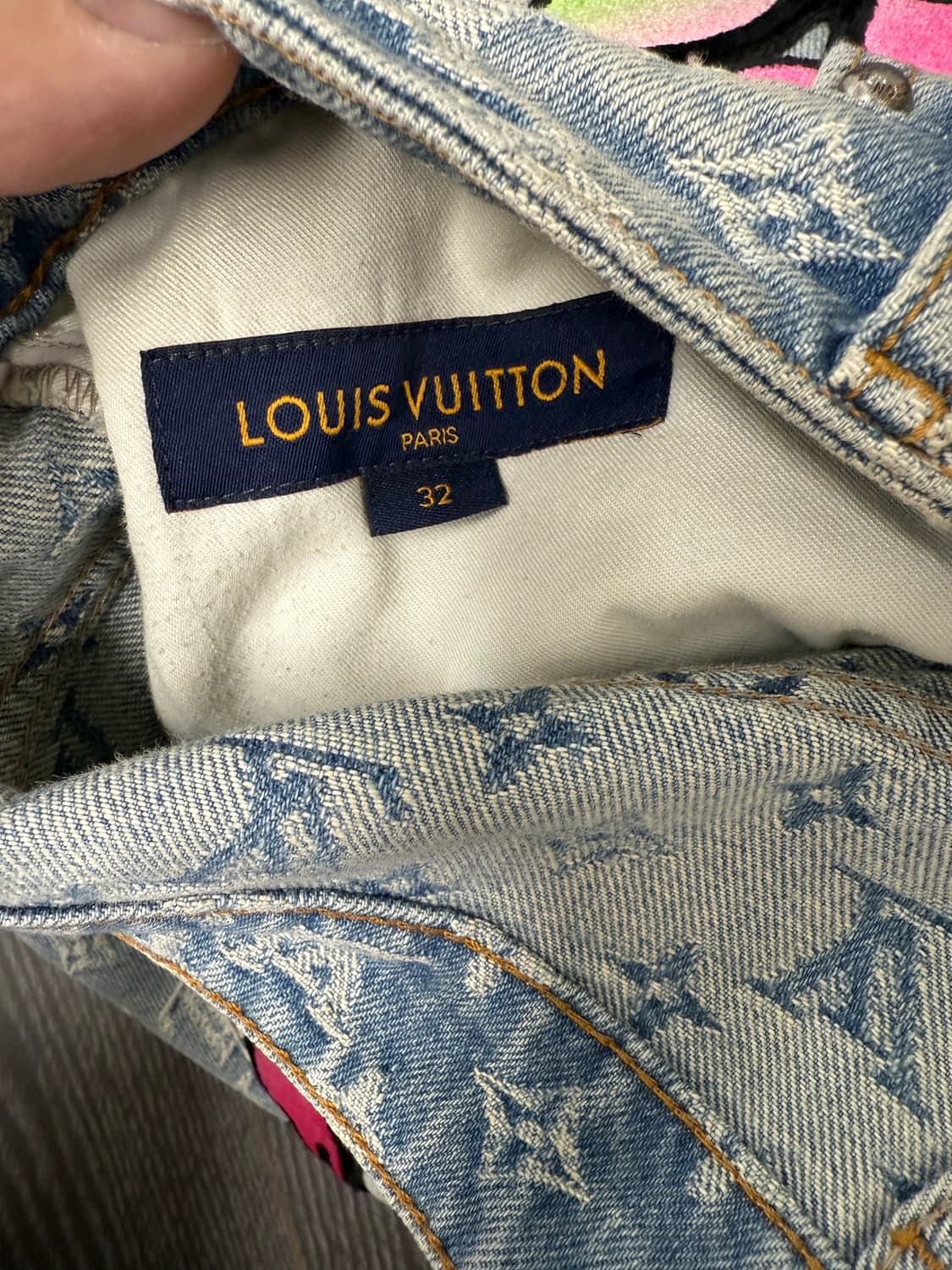 루이비통 22ss 그래피티 배기 데님 팬츠 32사이즈 상품이미지6