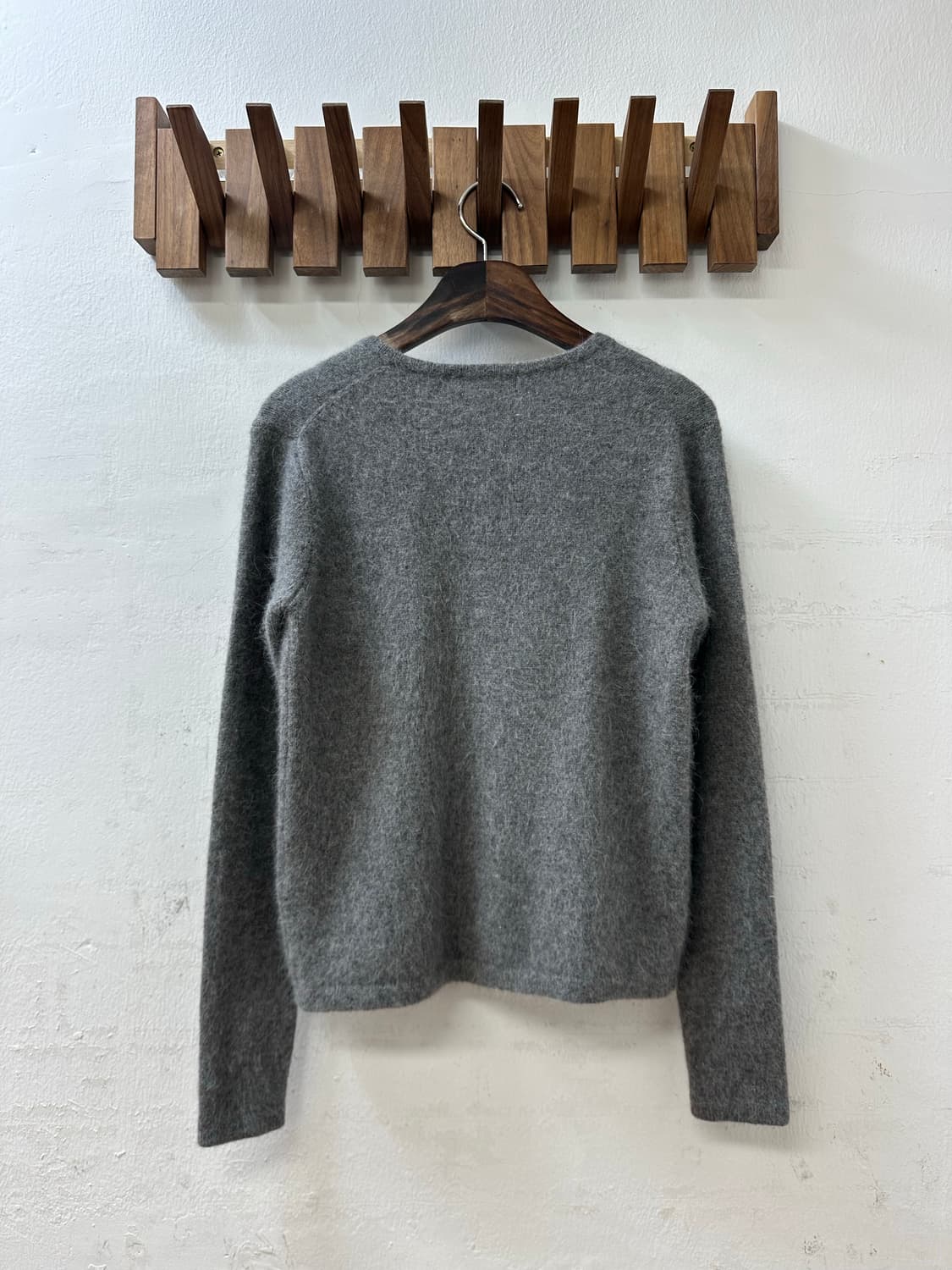일본빈티지 울50% 앙고라40% 그레이 라운드넥 버튼 니트 가디건 상품이미지3