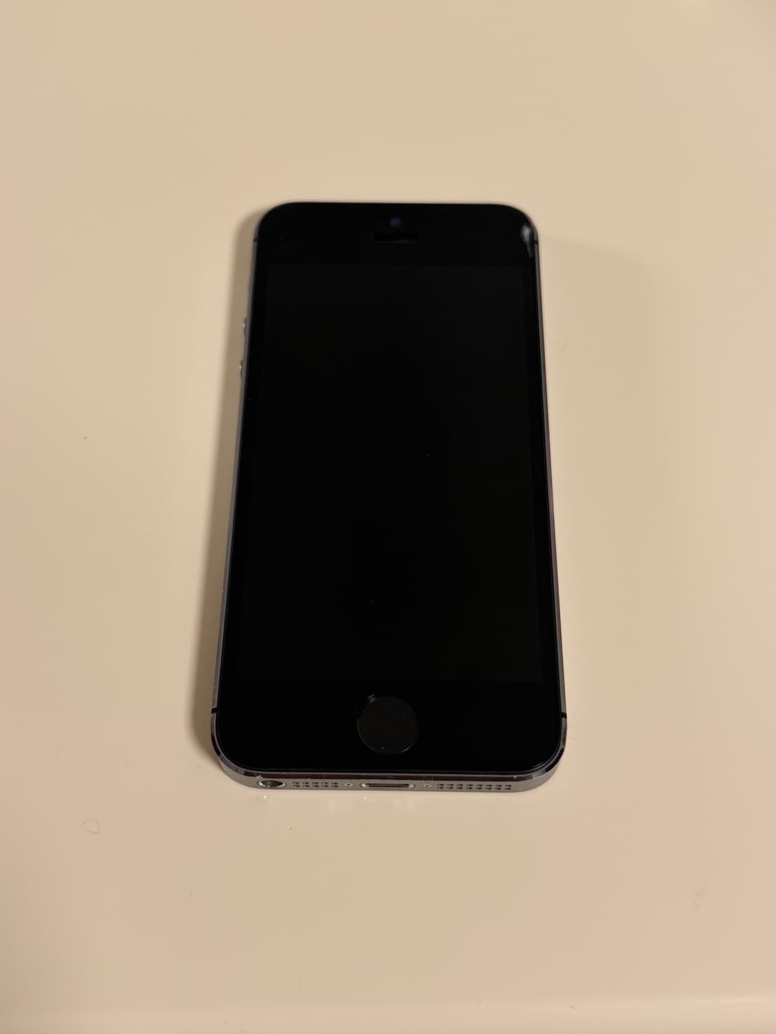 아이폰5s 16기가 스페이스그레이 카메라 무음 버전 상품이미지2