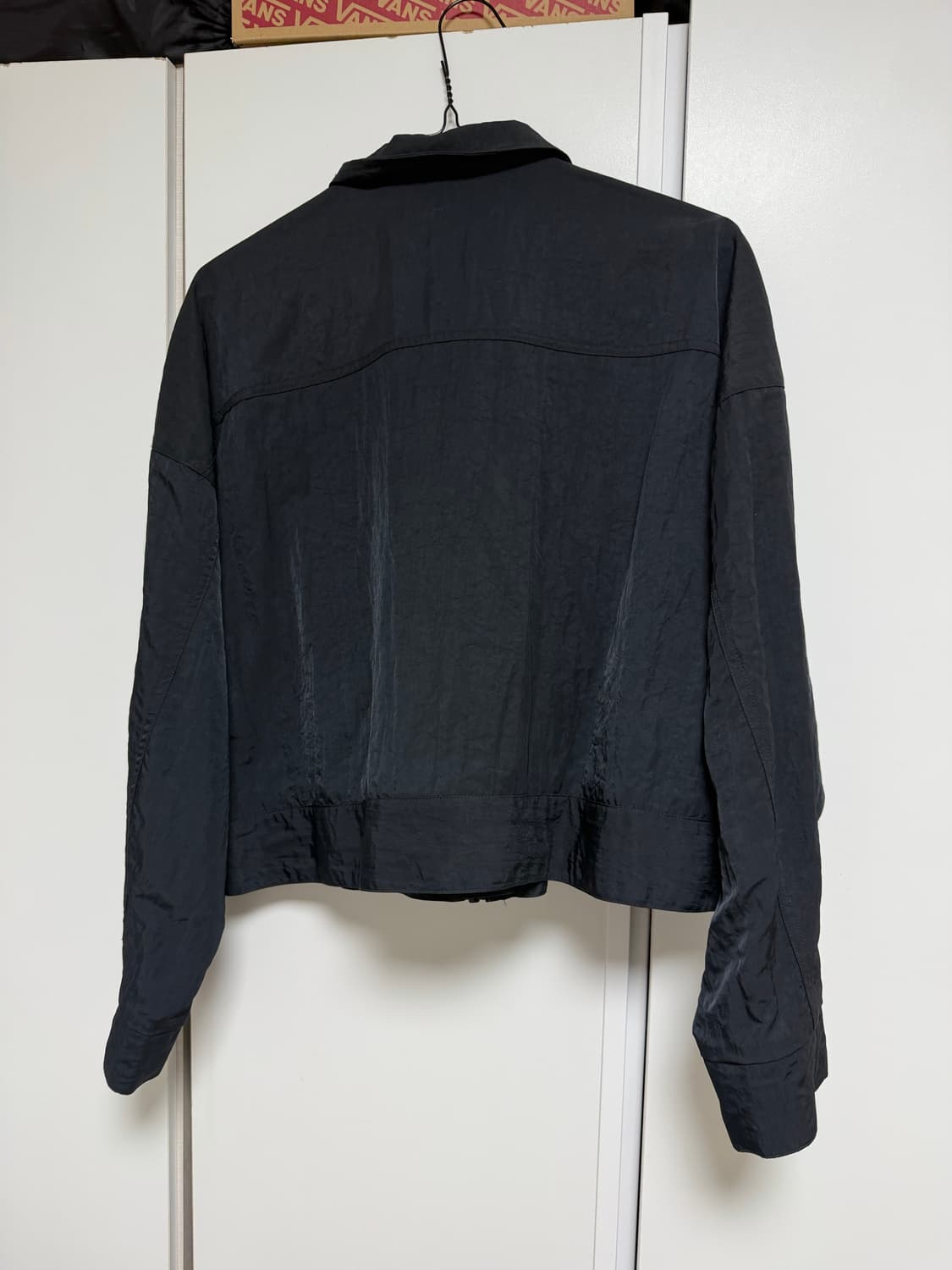 나이키 크롭 여성 바람막이 상품이미지2