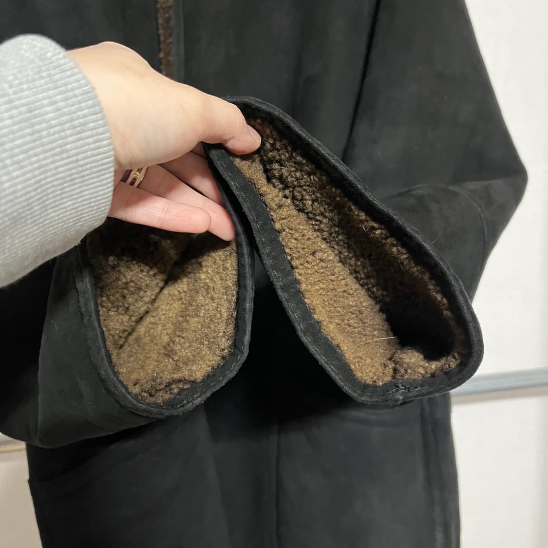 파올로구찌 양가죽 무스탕 코트 상품이미지7