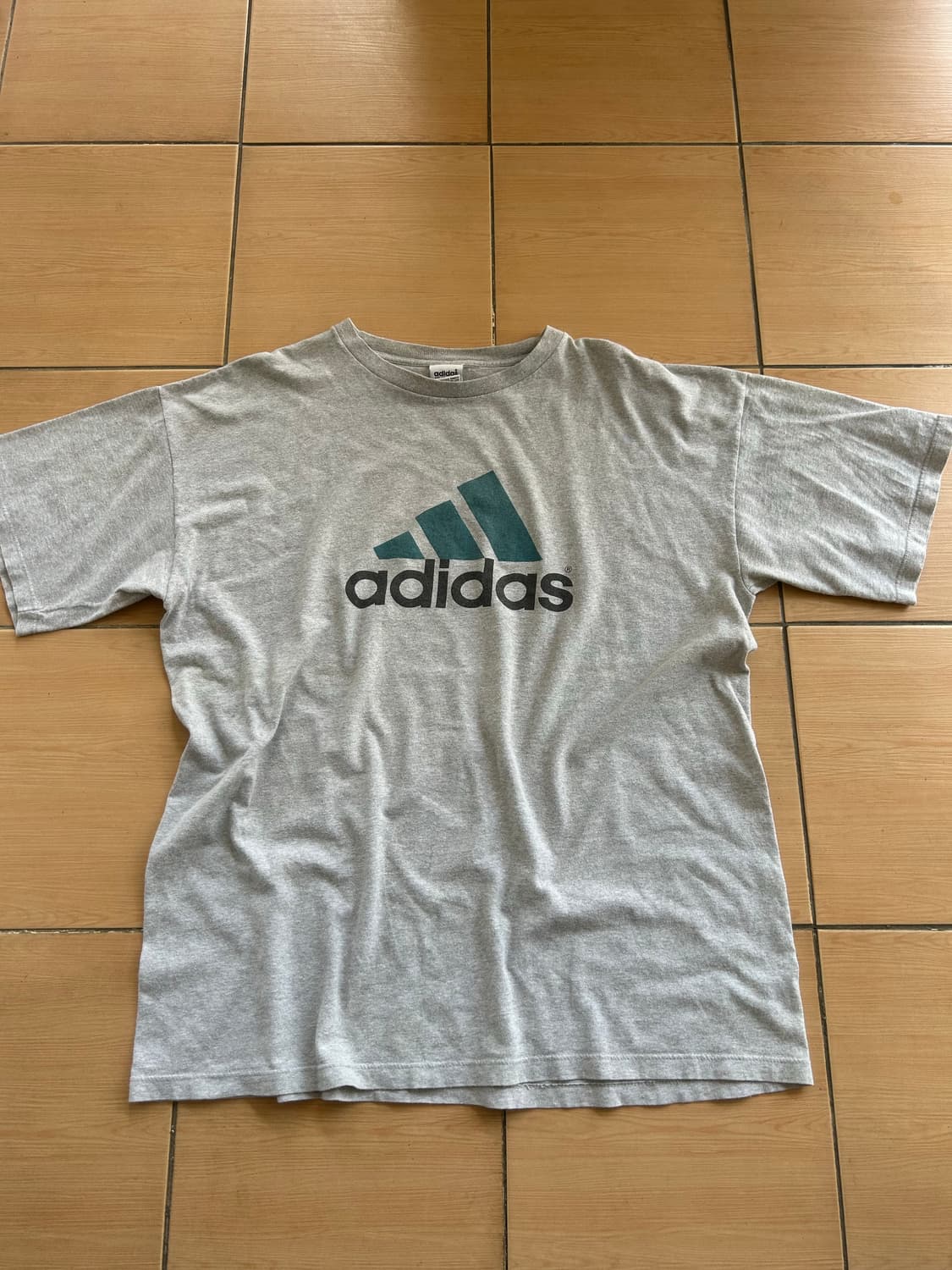 90‘s 아디다스 빅로고 티셔츠 상품이미지2