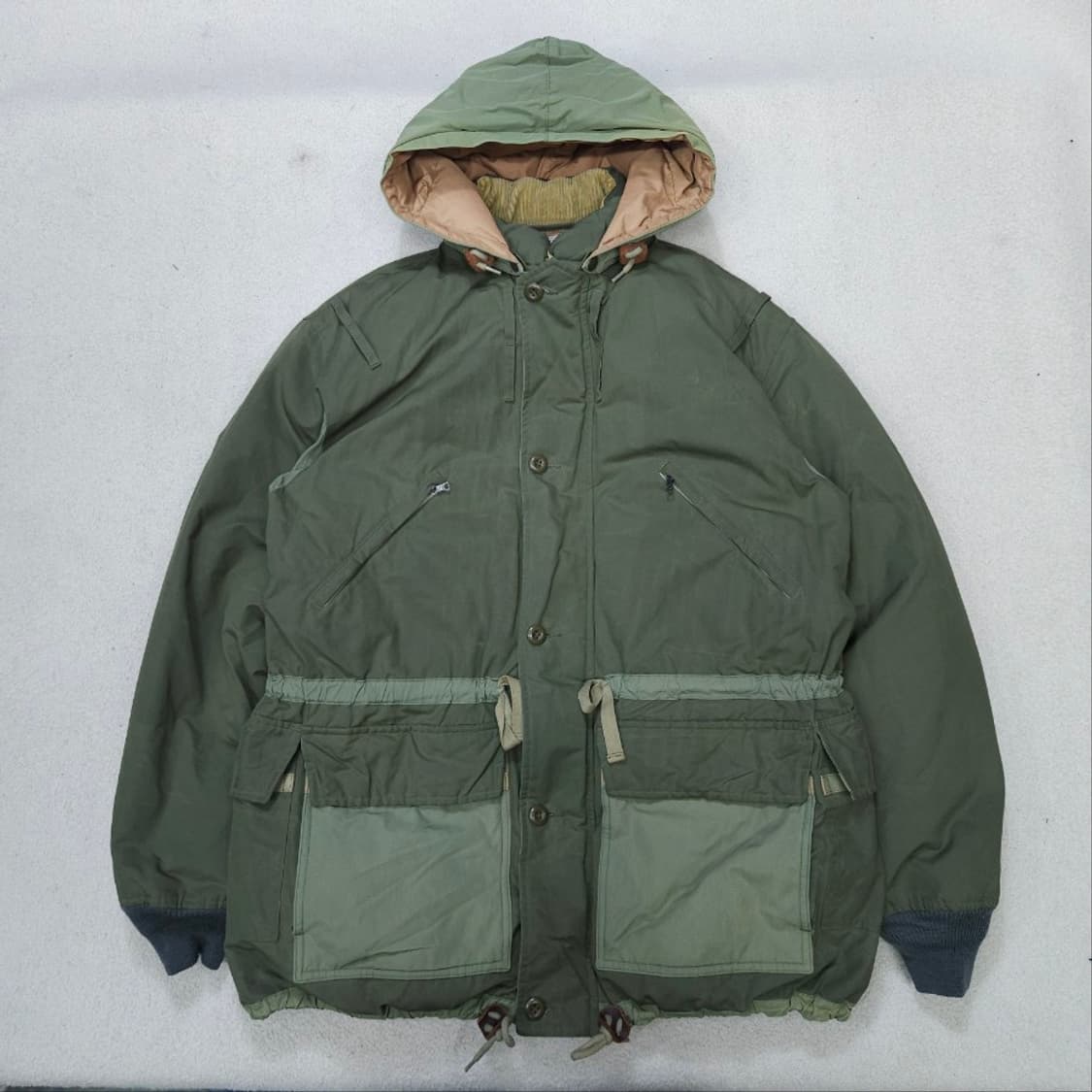 스펙테이터 알파인룹스 파카 상품이미지1