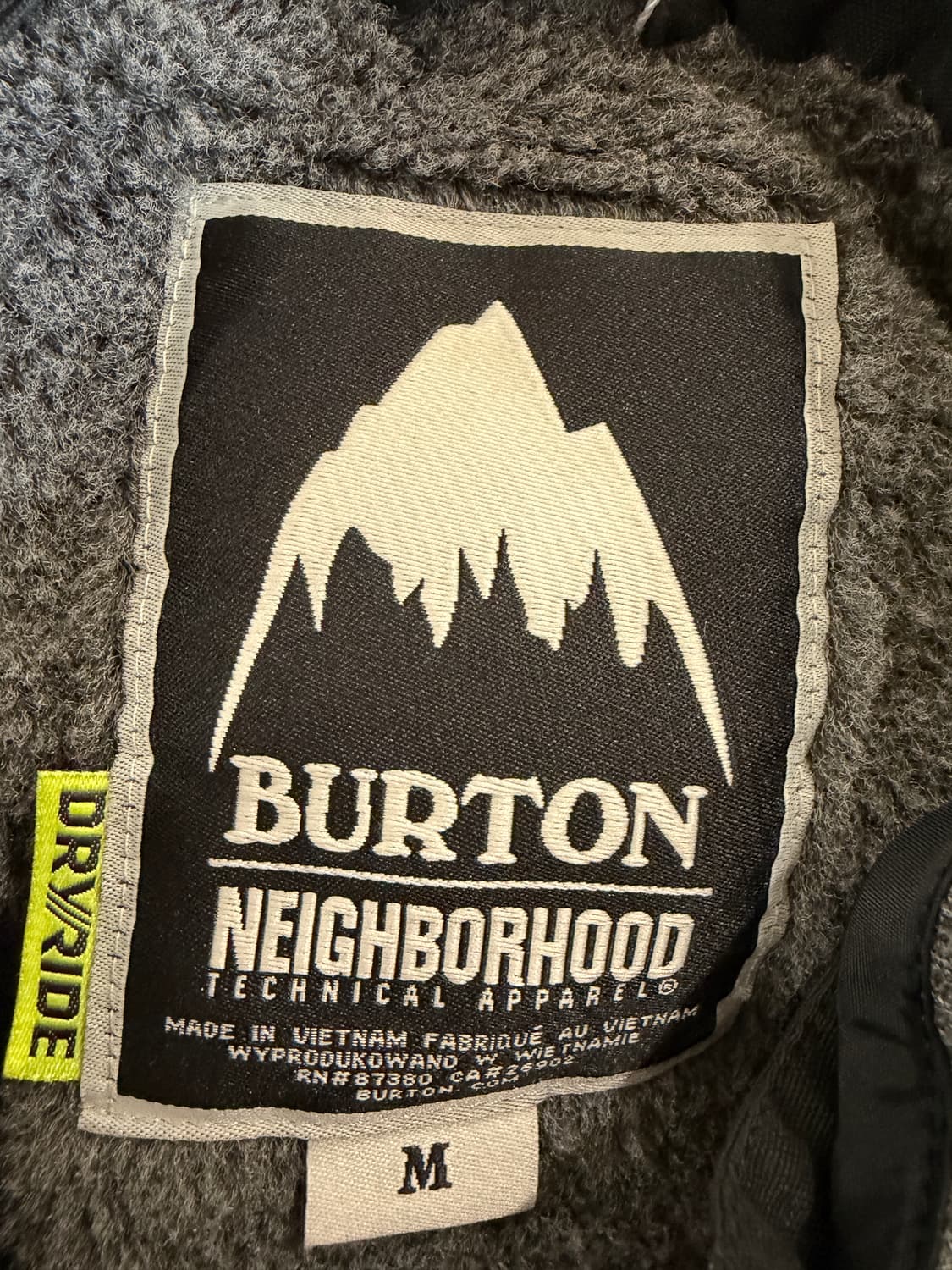 네이버후드 x 버튼 후드 워크 자켓 상품이미지5