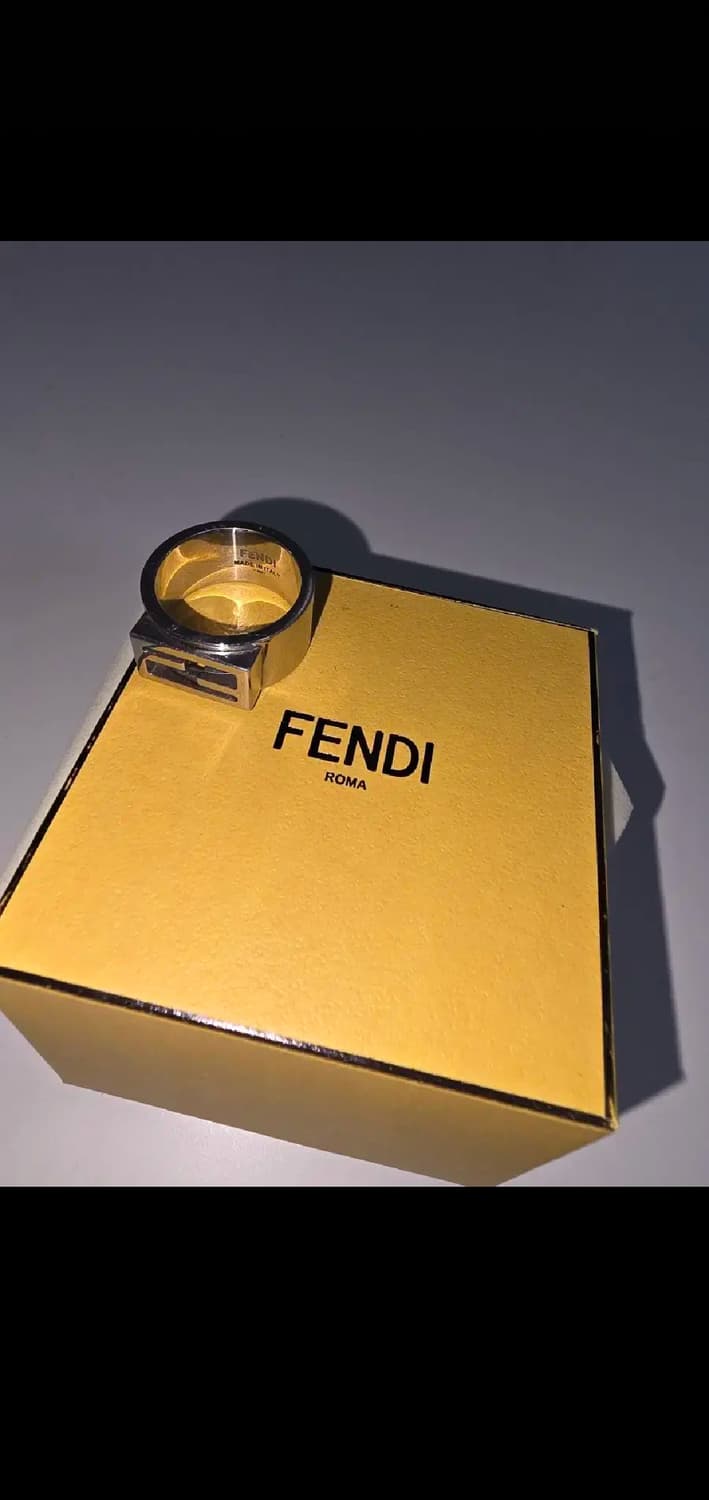 펜디 반지 팝니다. 상품이미지2