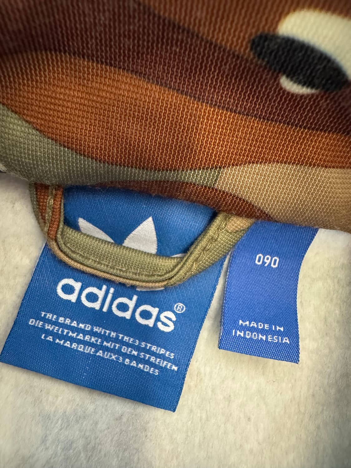 아디다스 파이어버드 카모 트랙져지 처분  상품이미지3