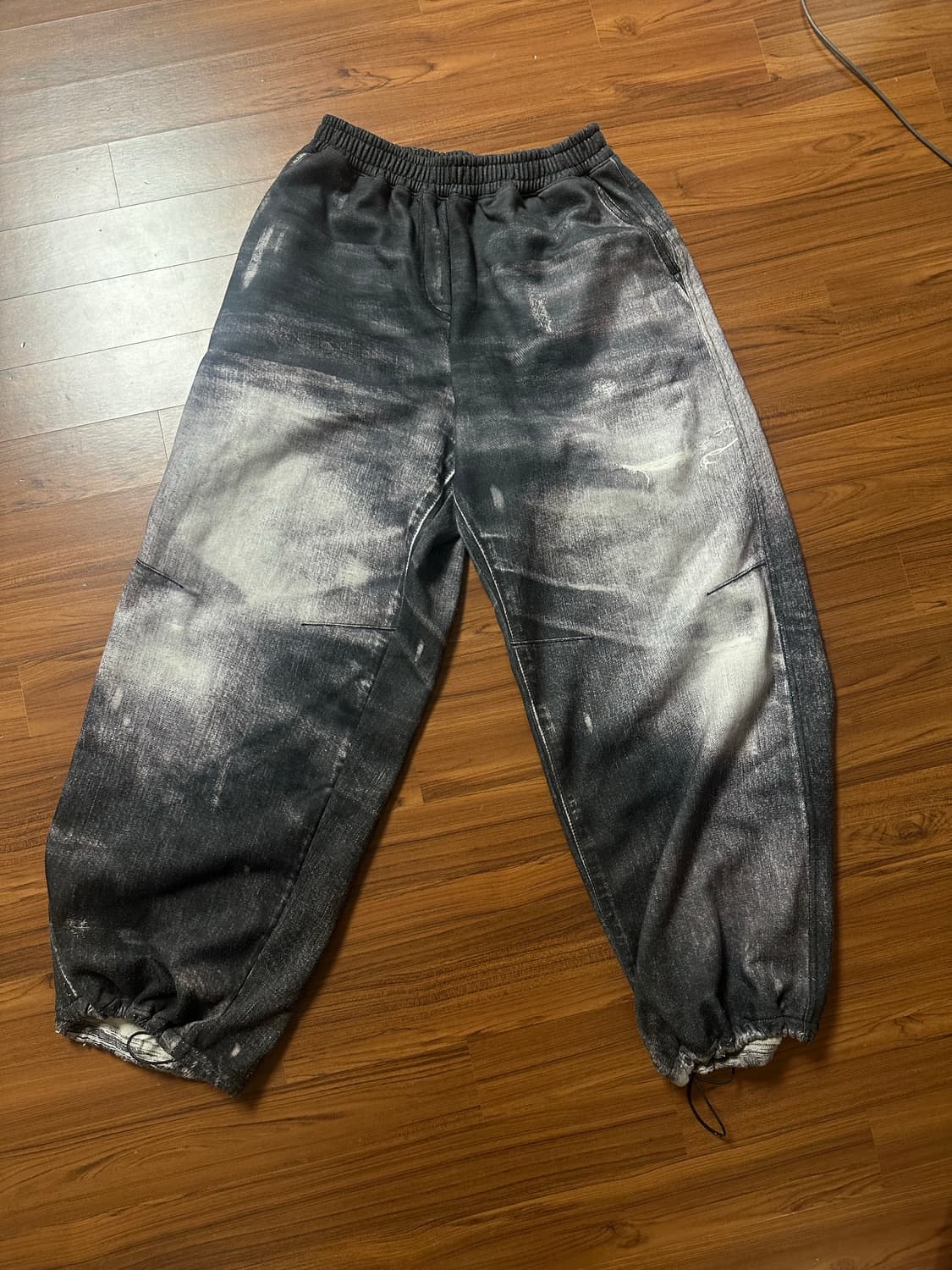 오픈와이와이 데님 이펙트 스웨트 팬츠 L 상품이미지1