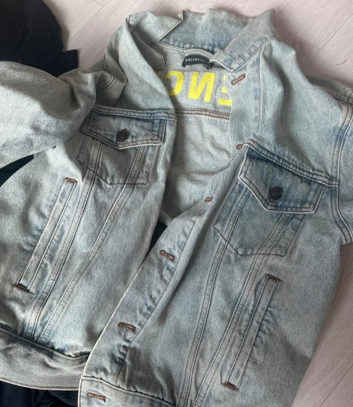 정품) 발레시아가 백로고 연청자켓  상품이미지3