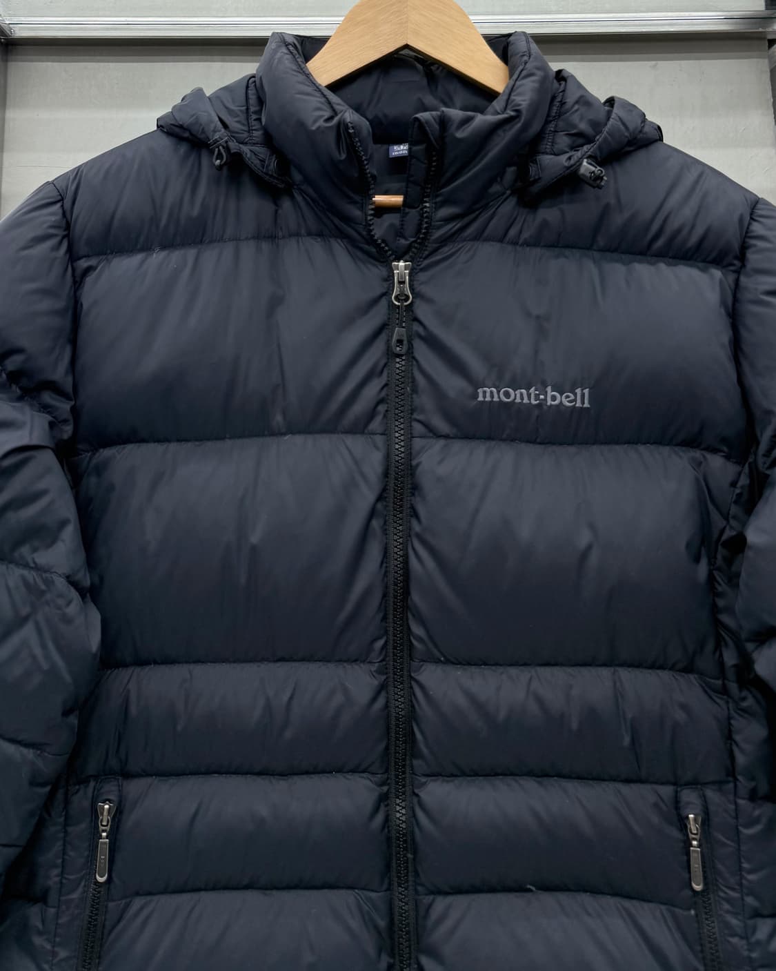 몽벨 라이트 알파인 구스다운 패딩 점퍼 상품이미지3