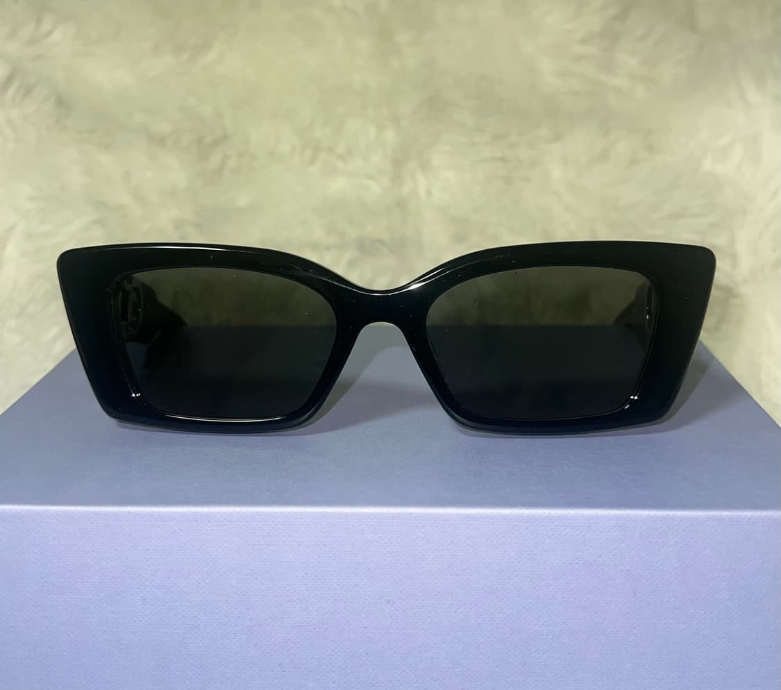 젠틀몬스터 제니 콜라보 라페슈 블랙 상품이미지4