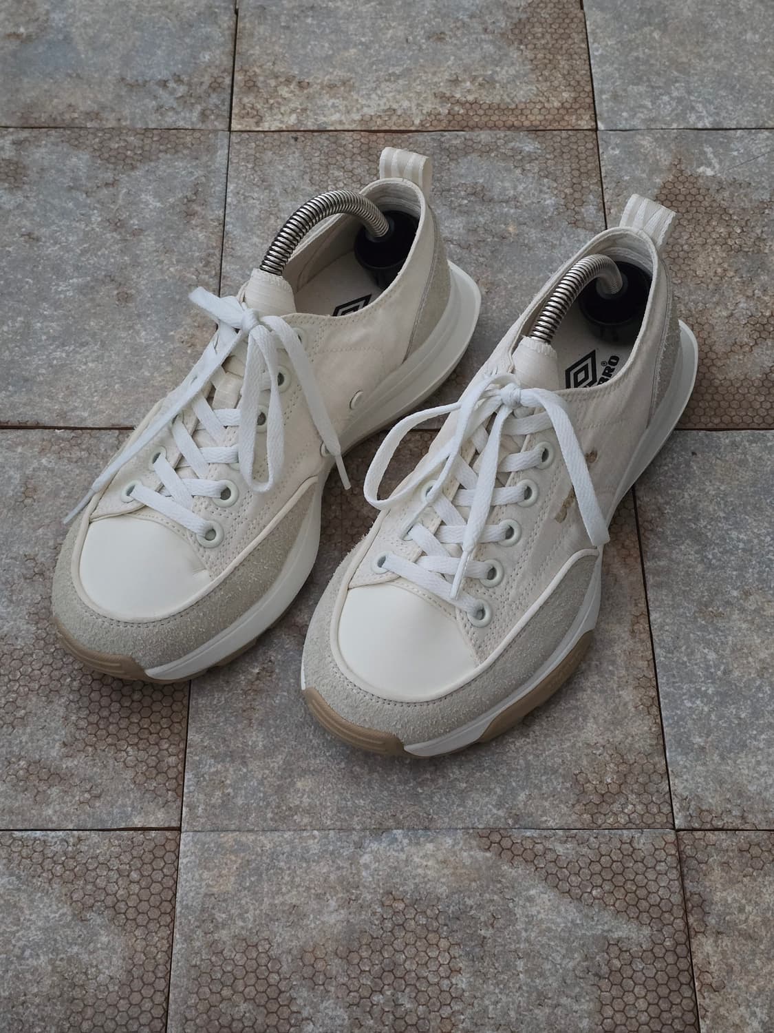 (240)엄브로 토비 c 화이트 상품이미지1