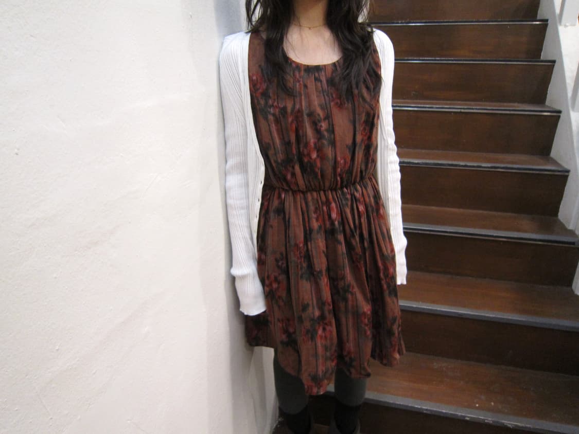 빈티지 슬리브리스 미디 원피스 플라워 패턴 허리 밴딩 디테일 버건디 상품이미지5