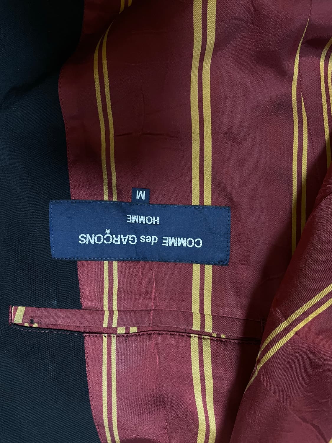 꼼데 가르송 블랙 블레이저입니다. 상품이미지2