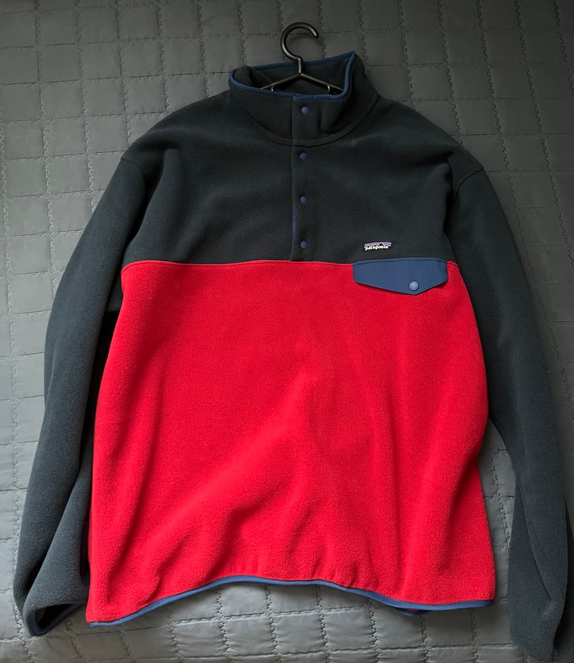 파타고니아 신칠라 네이비 레드 xl 상품이미지1