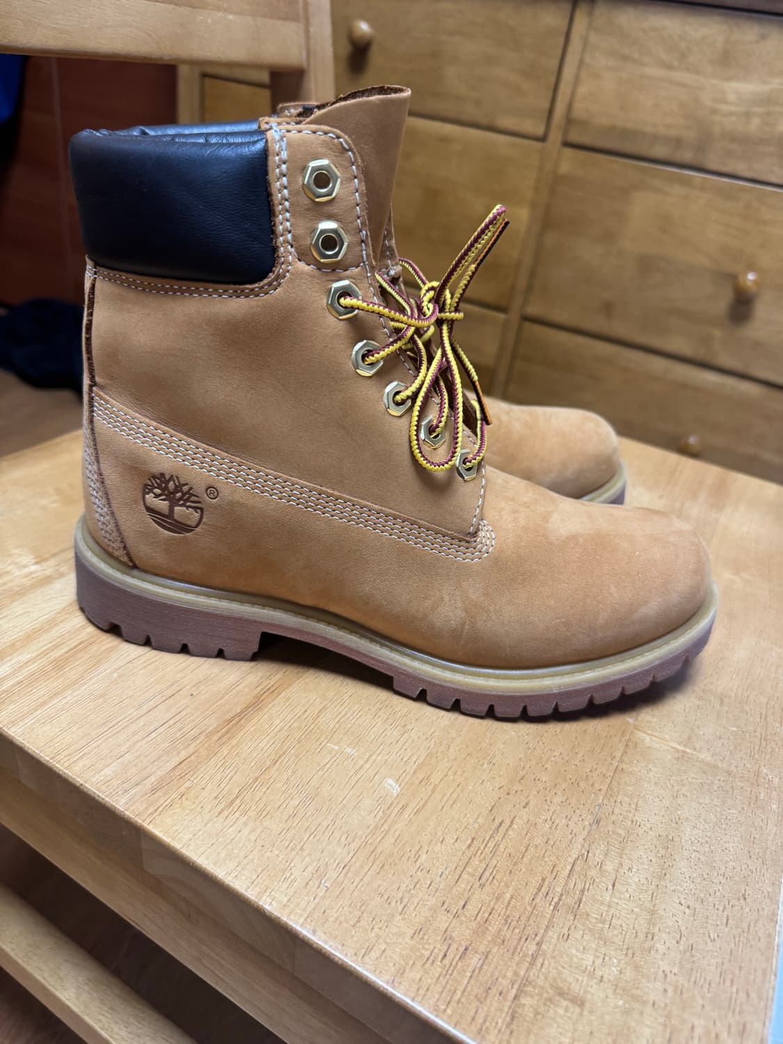 팀버랜드 6인치 워터푸르프 부츠 255 상품이미지1