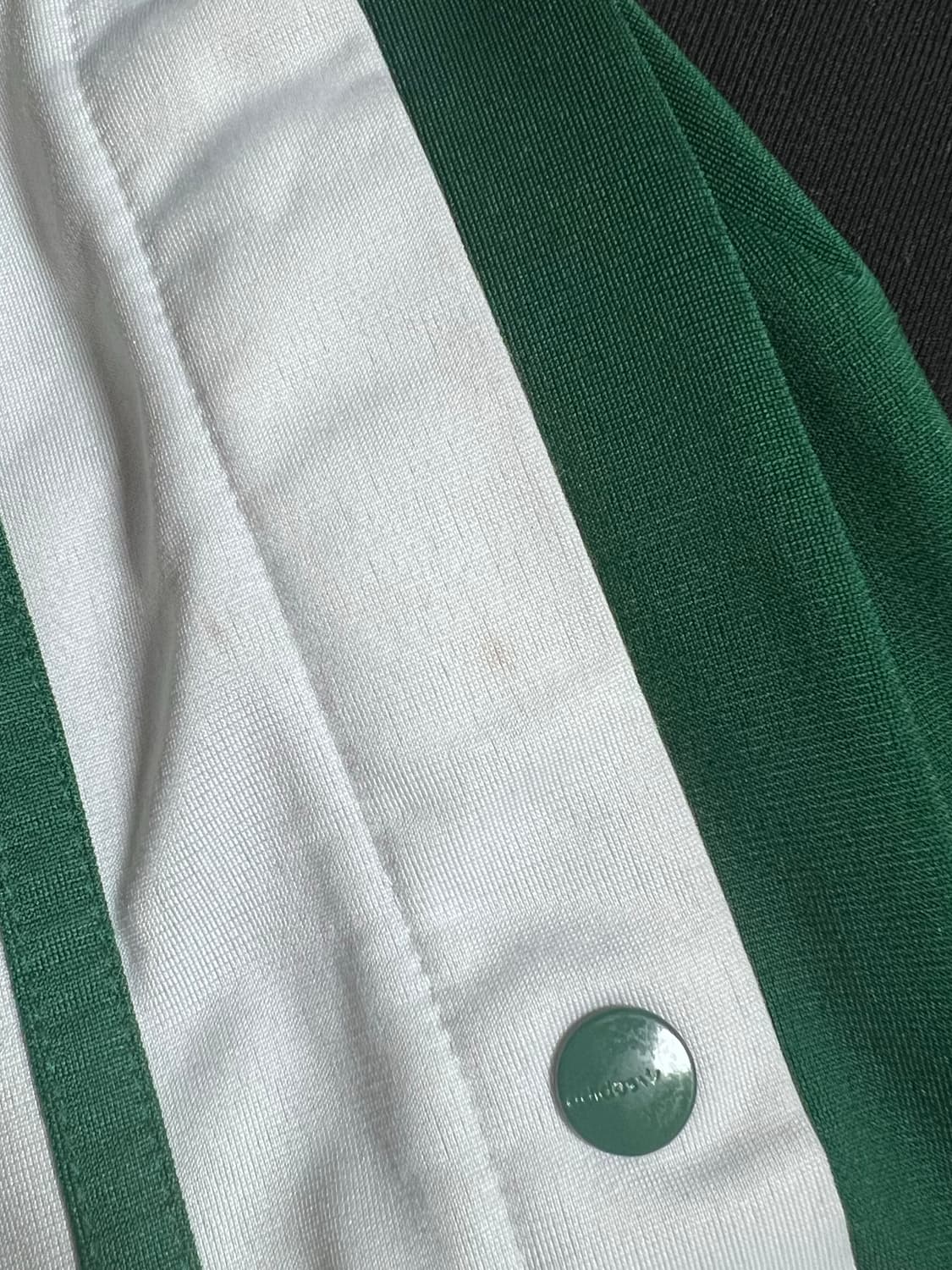 아디다스 아디브레이크 팬츠 그린 M 팝니다 GJ8277 상품이미지6