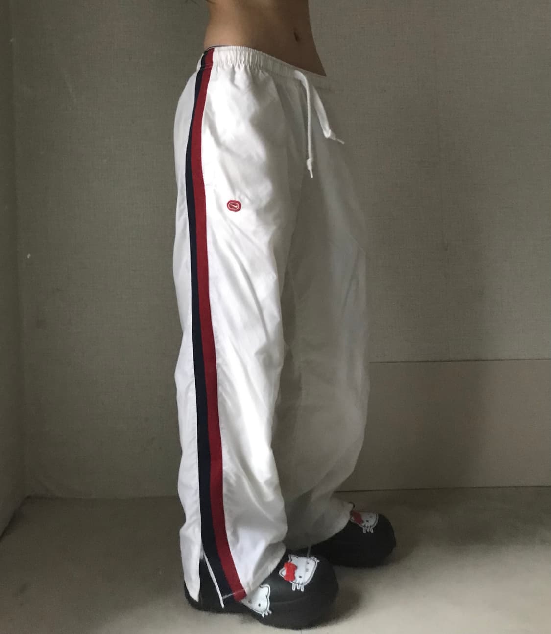 나이키 00s 와이드핏 화이트 트레이닝 팬츠 상품이미지2