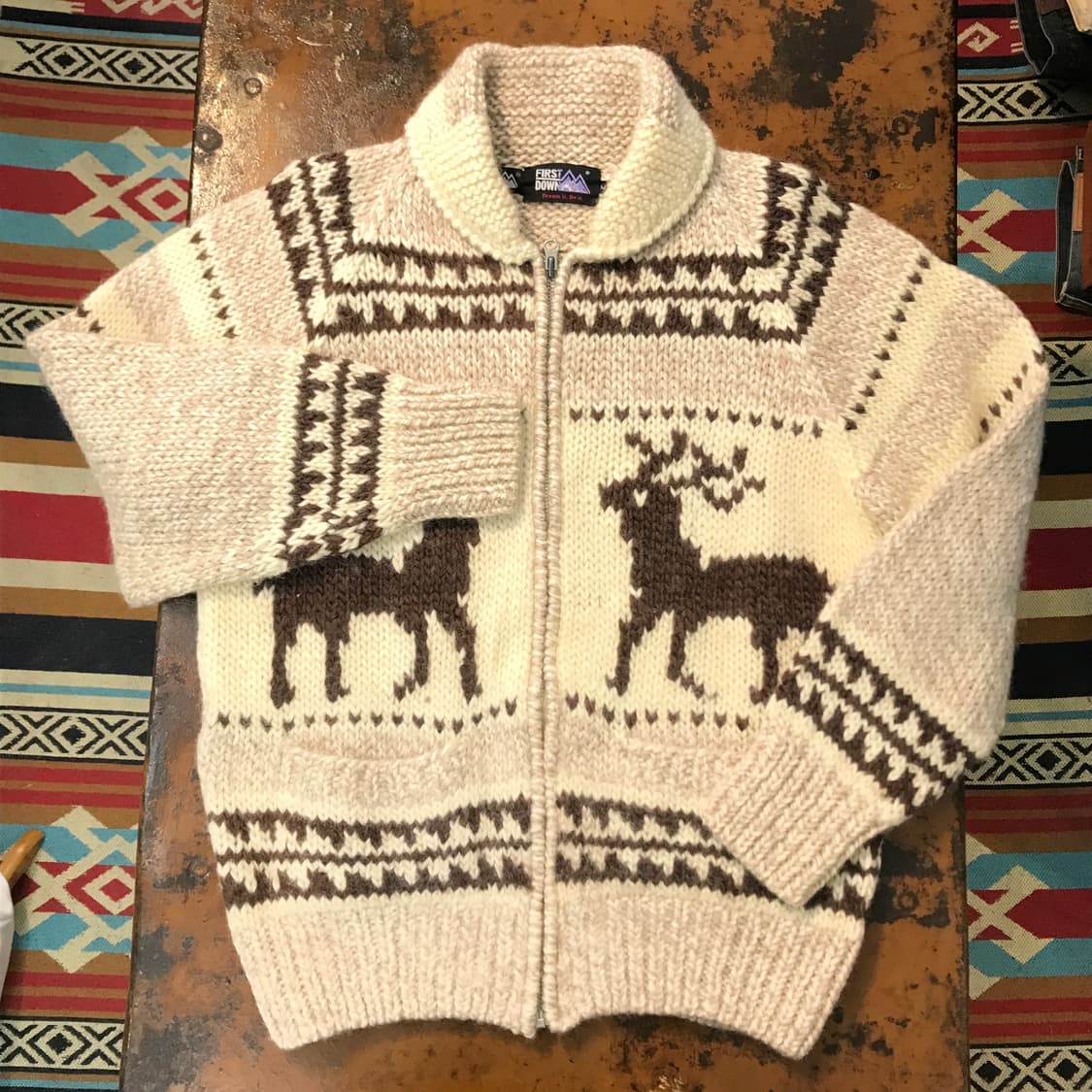 퍼스트다운 노르딕 패턴 퓨어울 집업 코위찬 남성 102 여성 프리사이즈 상품이미지1