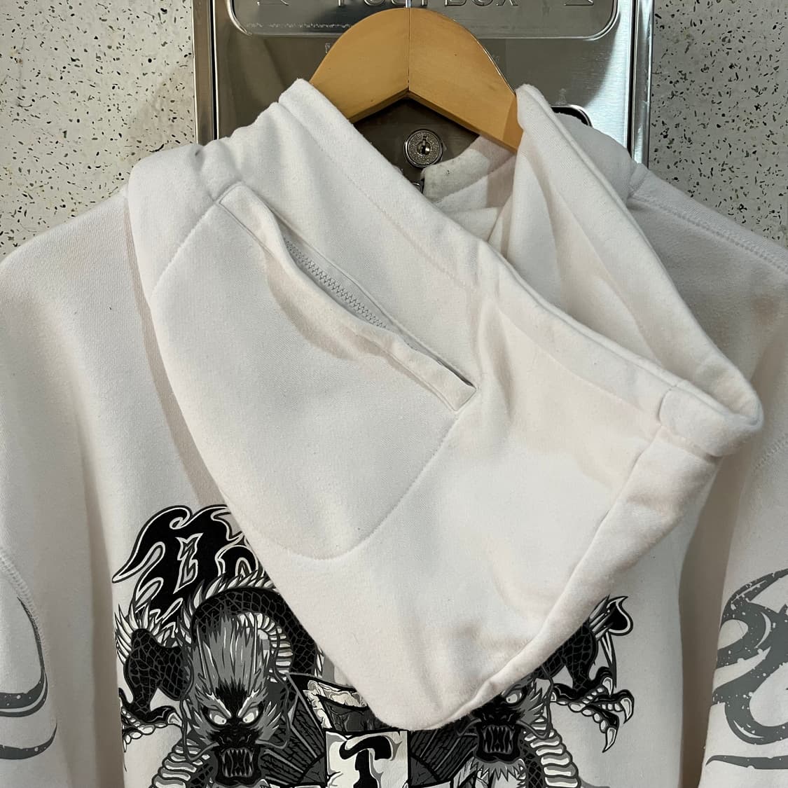 DOG TOWN 블랙드래곤 후드집업 상품이미지6