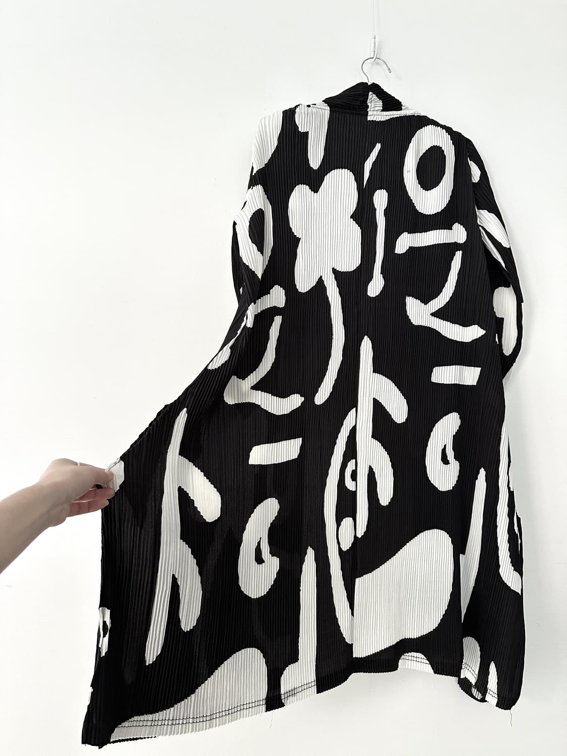 LIE SANGBONG Art open pleats cardigan  상품이미지3