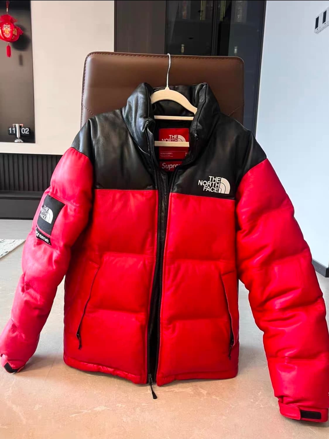 슈프림 x 노스페이스 레더눕시 레드 M 상품이미지1