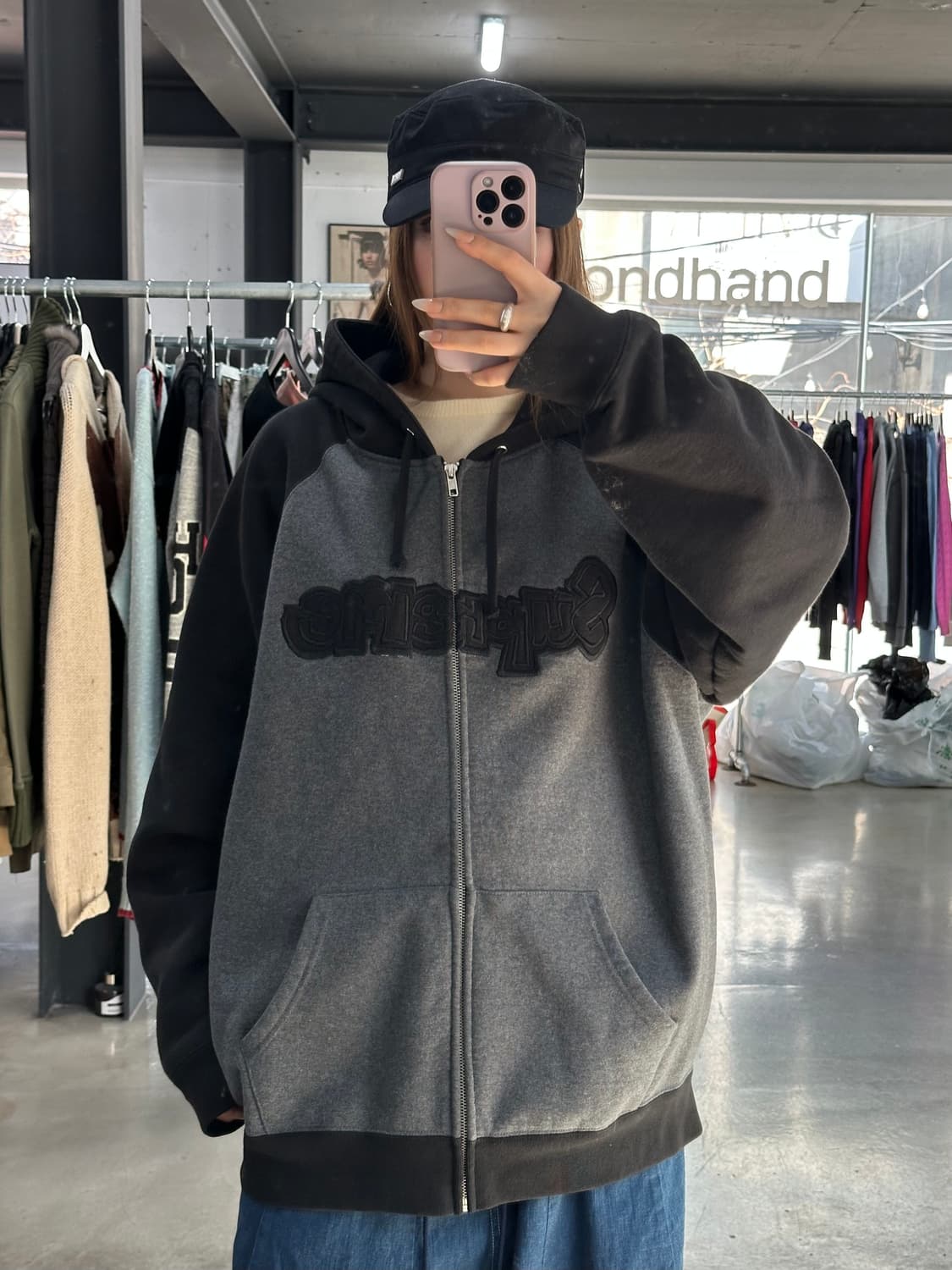 슈프림 22FW 곤즈 아플리케 후드집업  상품이미지1