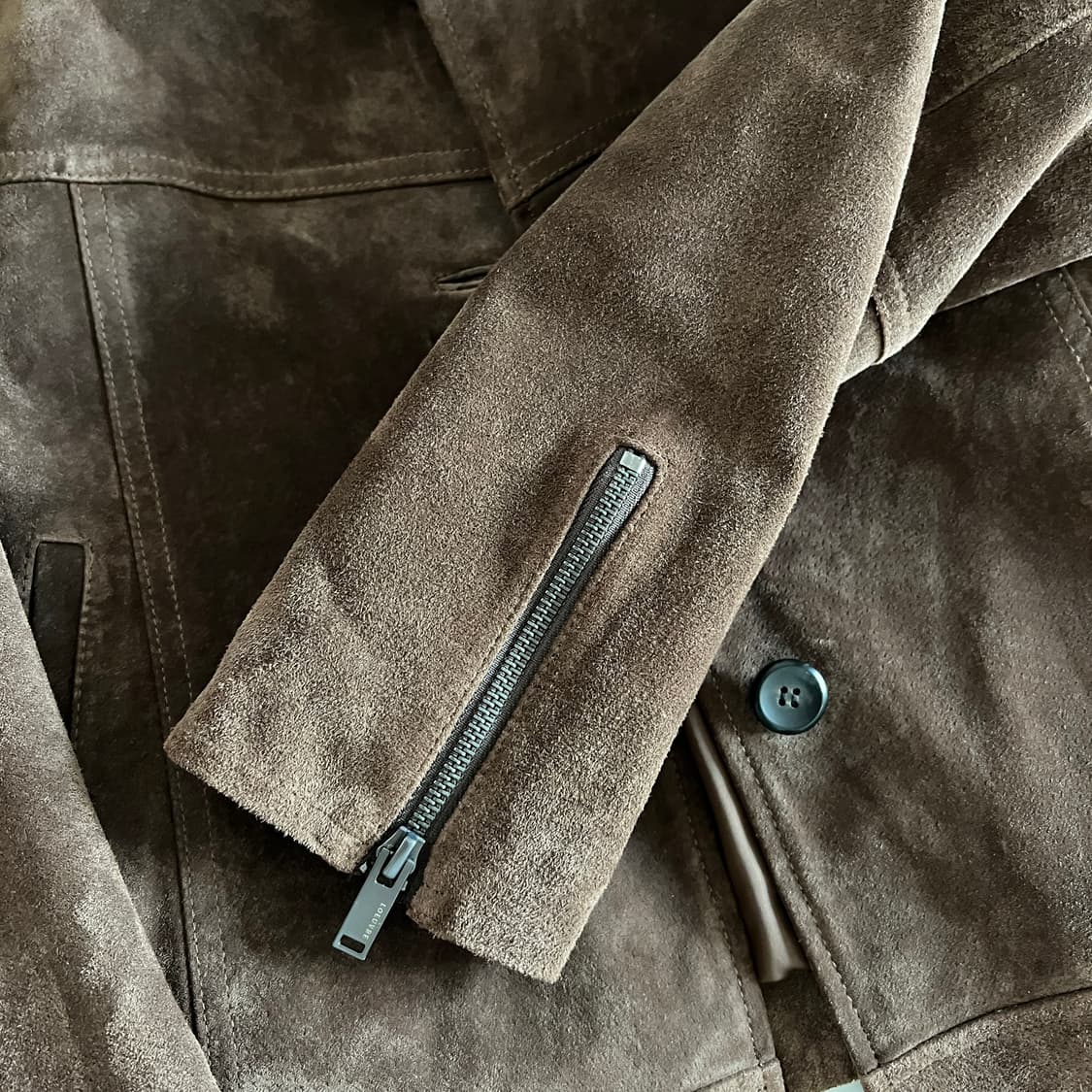 루에브르 리얼레더 스웨이드 자켓 / 리본빛 아우브아워 호와스 드파운드 상품이미지7