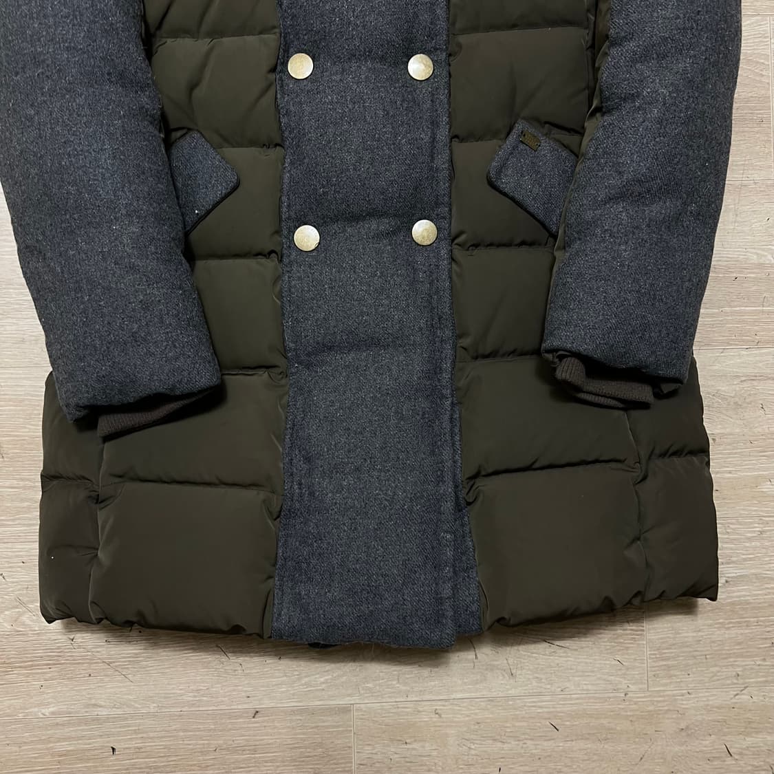 빈폴 바이크리페어샵 여성 덕다운 배색 패딩 점퍼 [브라운]  S/90 상품이미지3