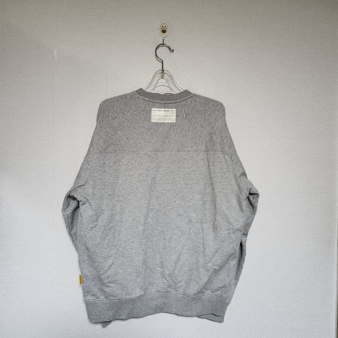 23년 내셔널지오그래픽 맨투맨 100 상품이미지2