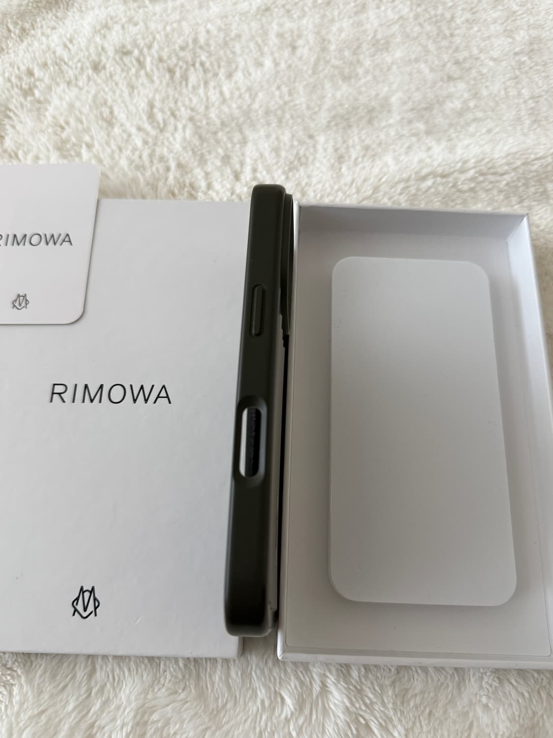 리모와 아이폰 16프로 케이스 (내추럴티타늄) 상품이미지4