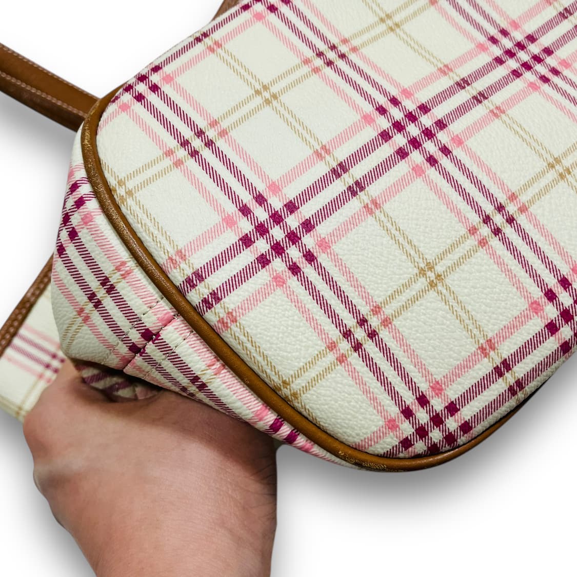 빈폴 PVC 핑크 체크 빈티지 소가죽 숄더백 상품이미지10