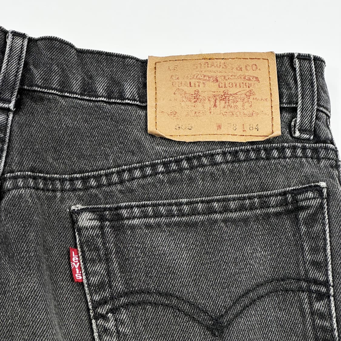 28 리바이스 505 레귤러 스트레이트 흑청 데님팬츠 상품이미지5